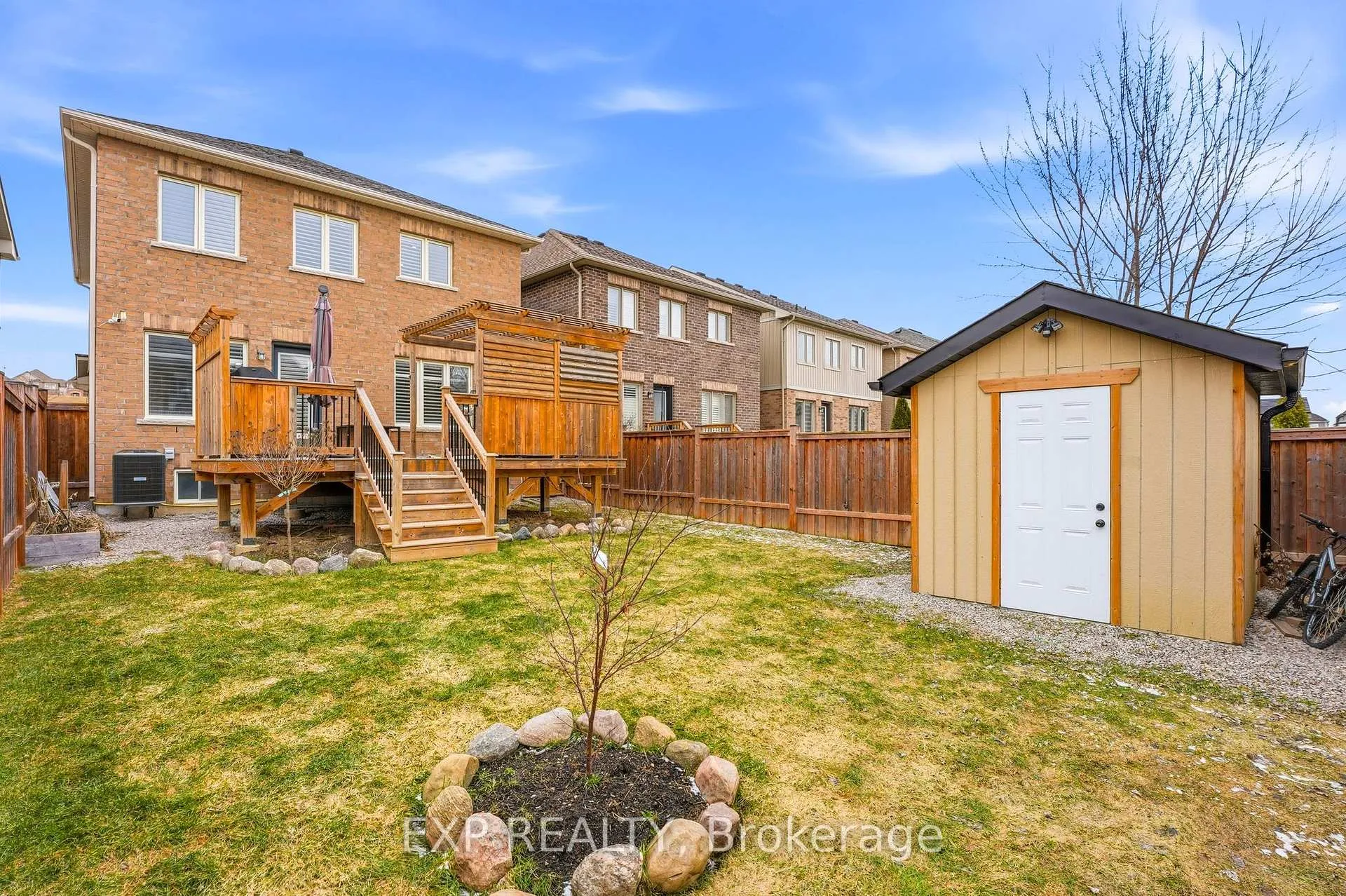 Photo 29 of 44 Willoughby Way, New Tecumseth, Alliston — HOMEH