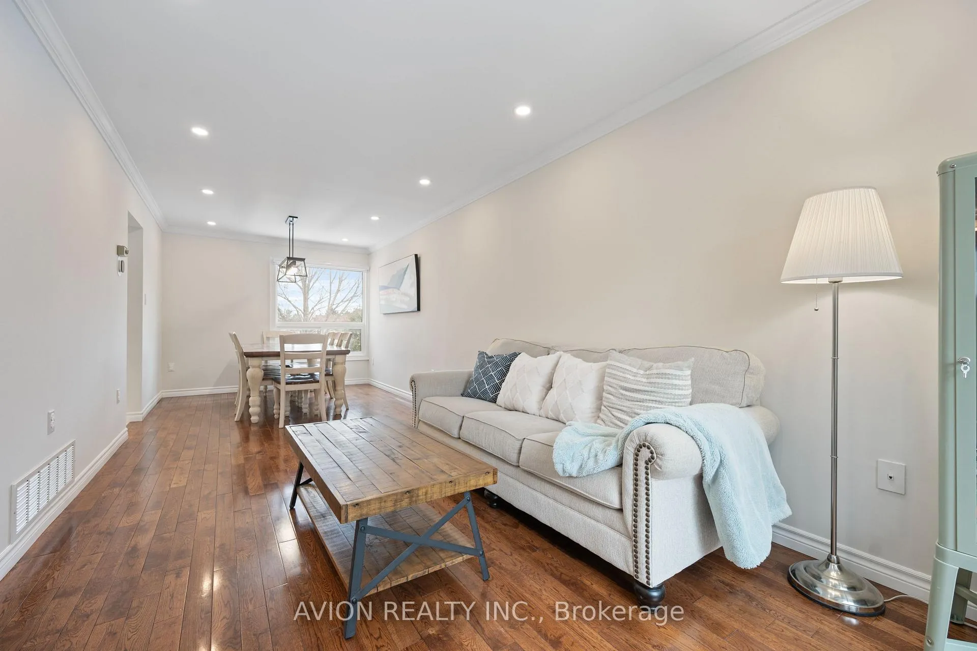 Photo 2 of 1608 Dellbrook Avenue, Pickering, Brock Ridge — HOMEH