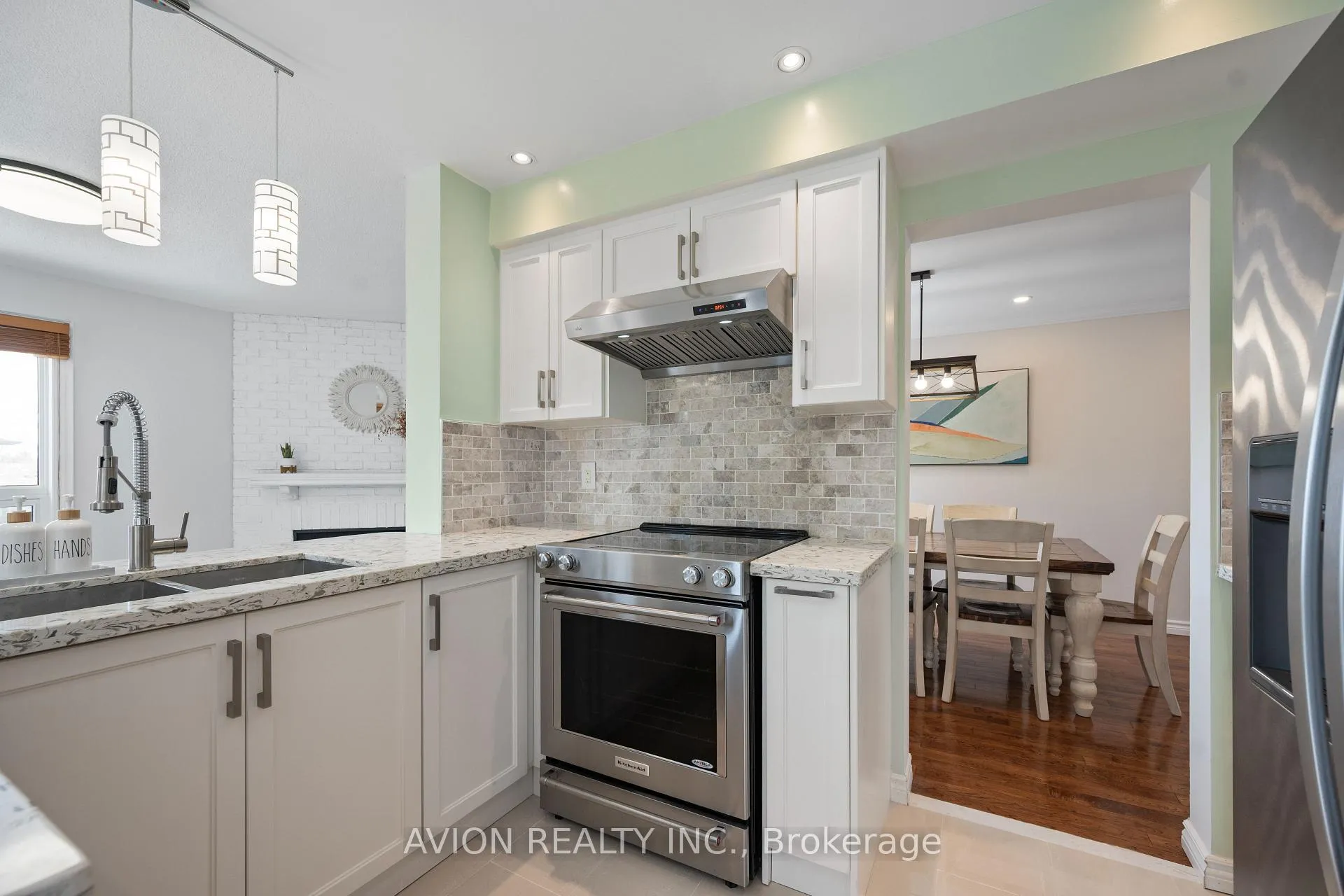 Photo 3 of 1608 Dellbrook Avenue, Pickering, Brock Ridge — HOMEH