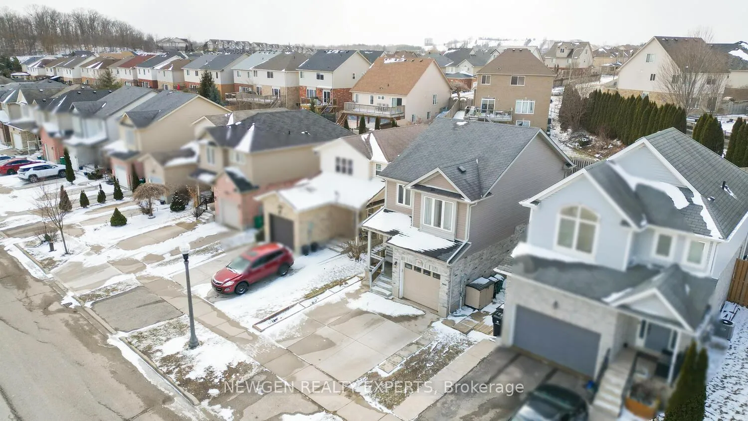 Photo 2 of 1465 Old Zeller Drive, Kitchener, Grand River South — HOMEH