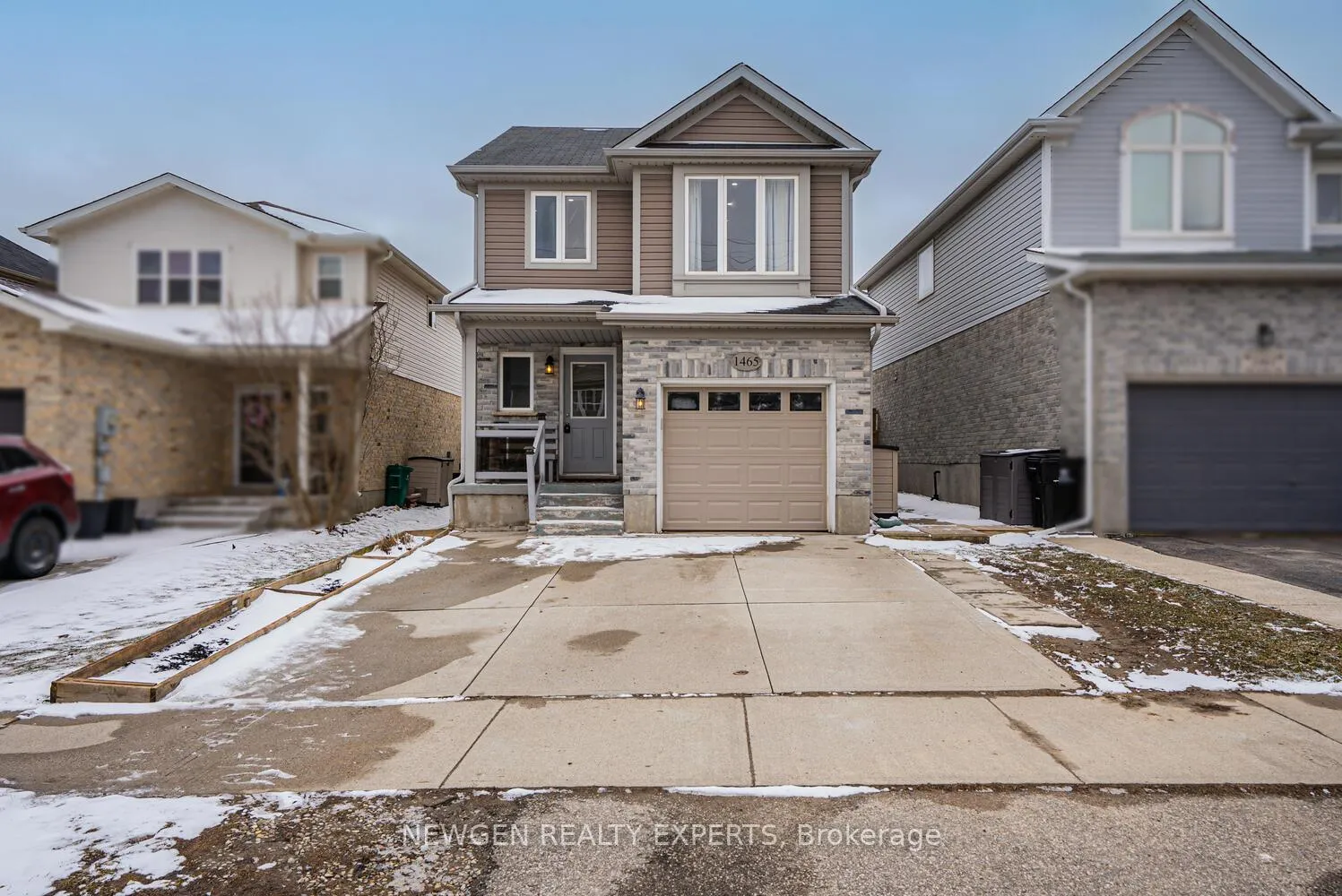 Photo 3 of 1465 Old Zeller Drive, Kitchener, Grand River South — HOMEH