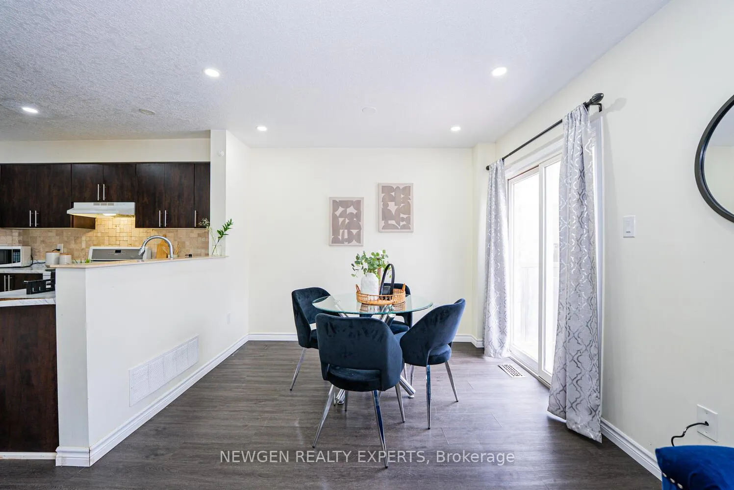 Photo 16 of 1465 Old Zeller Drive, Kitchener, Grand River South — HOMEH
