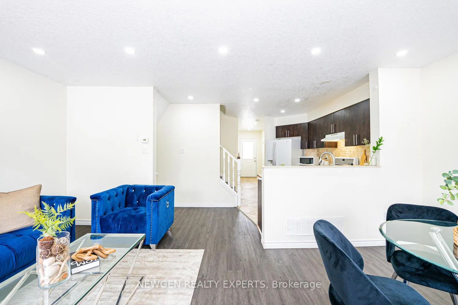 Photo 19 of 1465 Old Zeller Drive, Kitchener, Grand River South — HOMEH