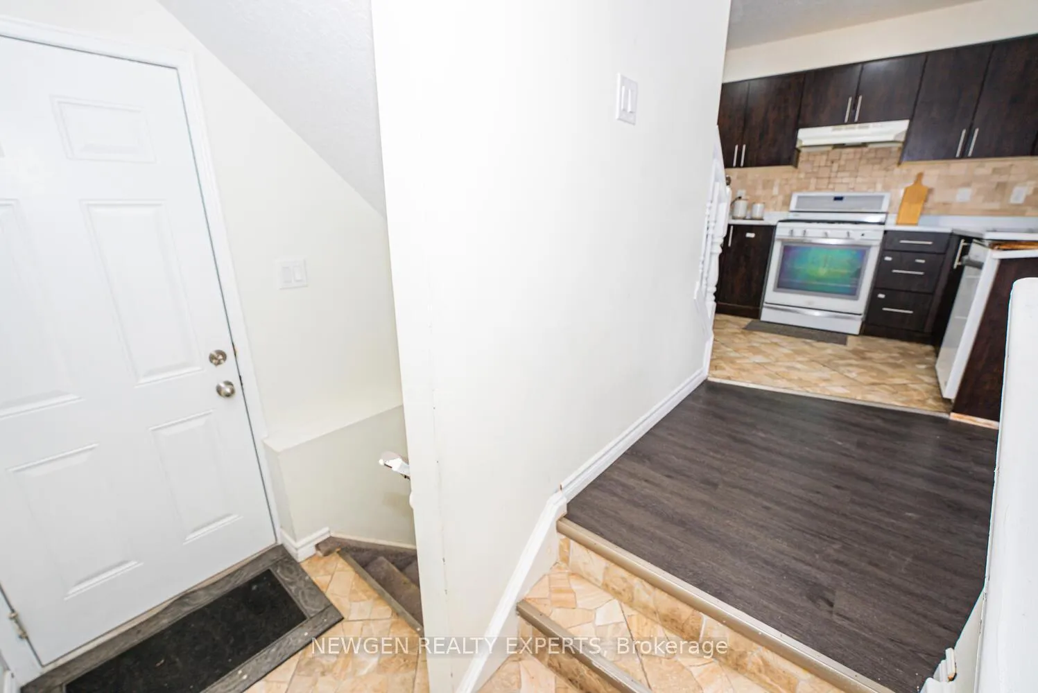 Photo 42 of 1465 Old Zeller Drive, Kitchener, Grand River South — HOMEH