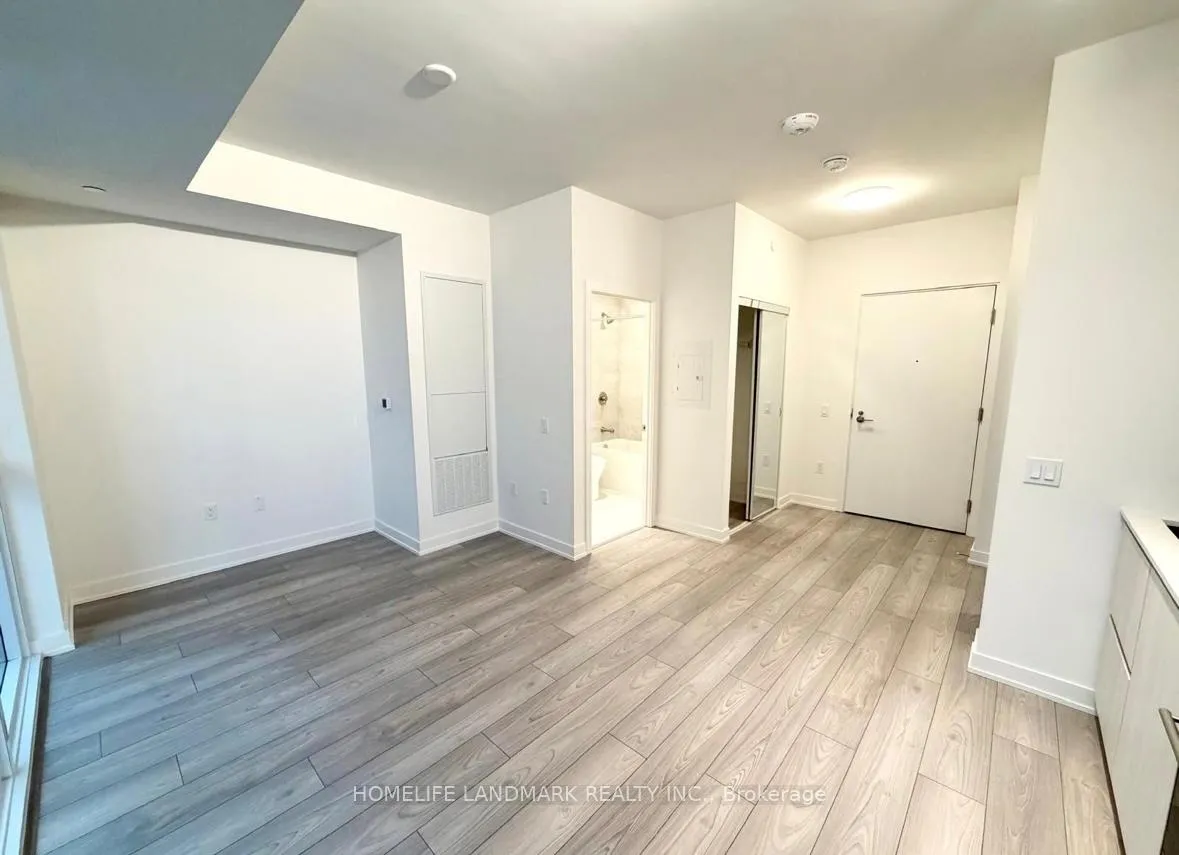 Photo 7 of Unit 3008, 110 Broadway Avenue, Toronto, Mount Pleasant West — HOMEH