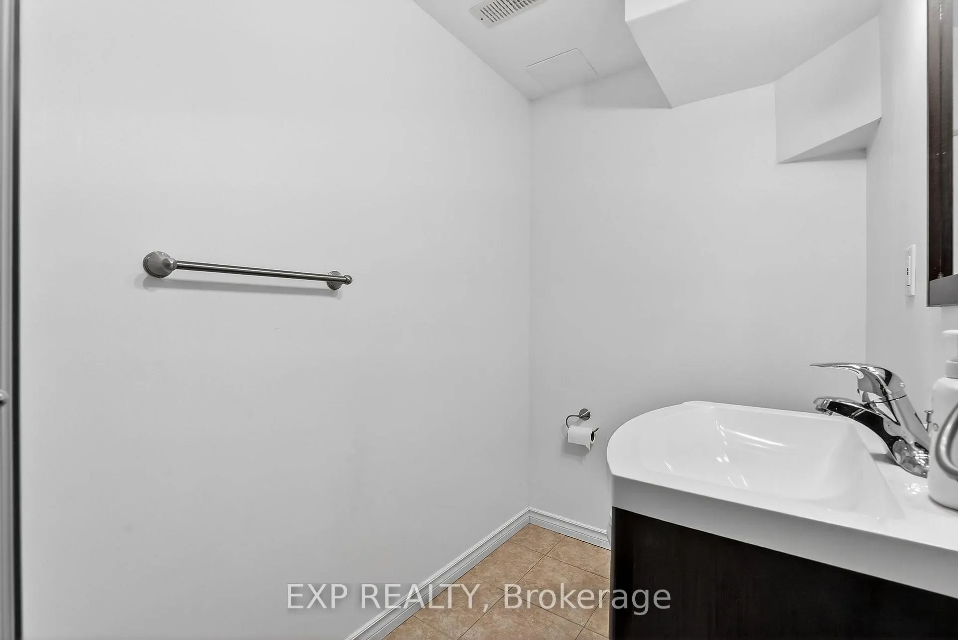 Photo 33 of 1230 Macinally Court, Oshawa, Pinecrest — HOMEH