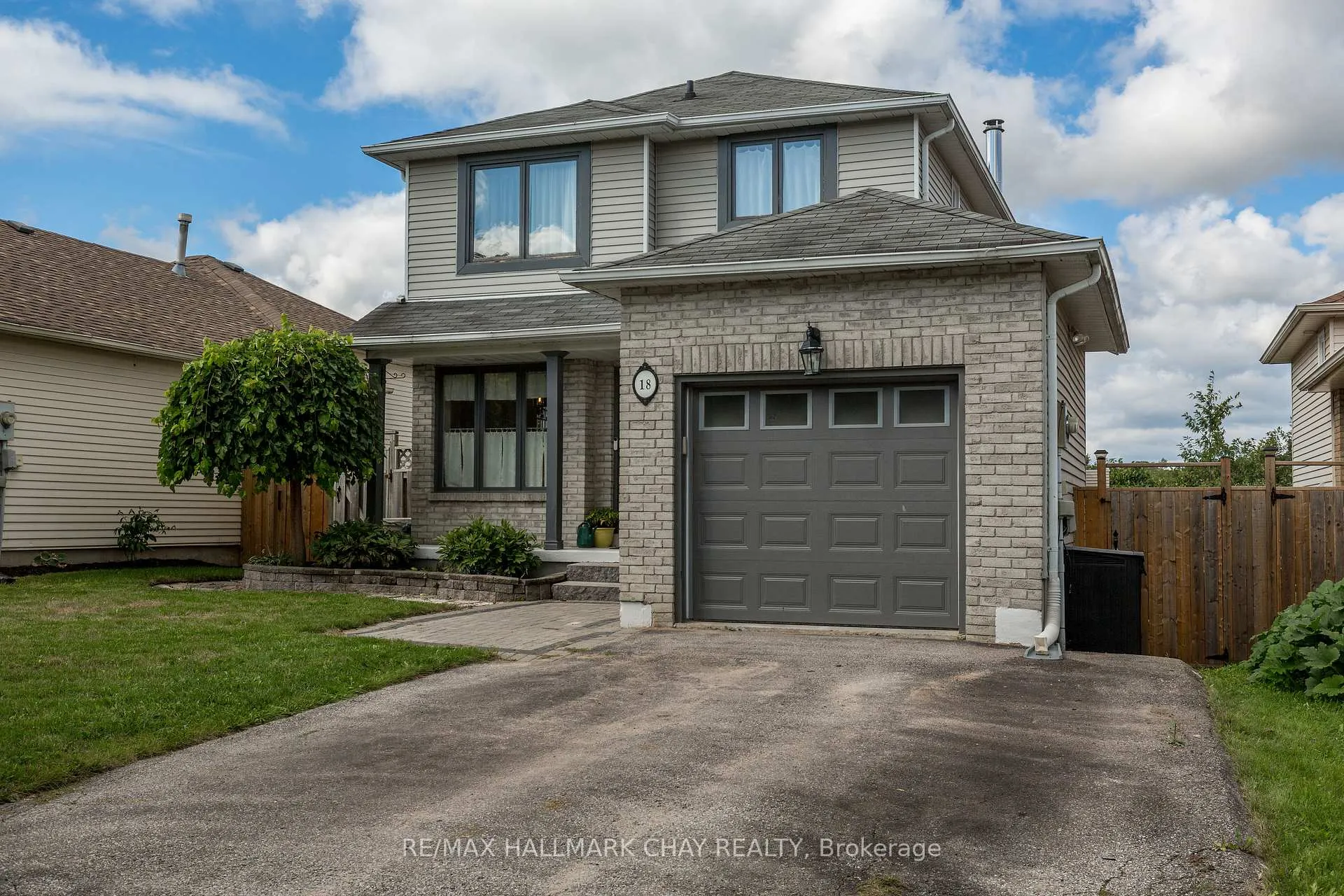 Photo 5 of 18 Gosney Crescent, Barrie, Painswick North — HOMEH