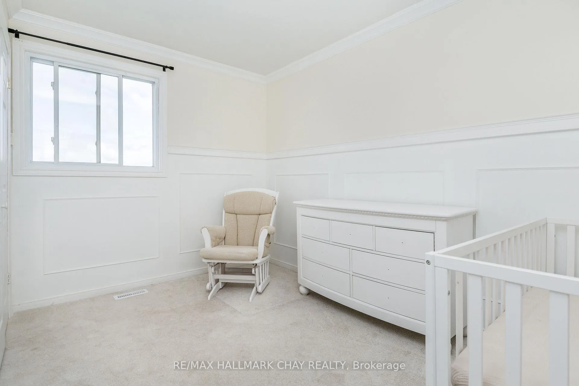 Photo 20 of 18 Gosney Crescent, Barrie, Painswick North — HOMEH