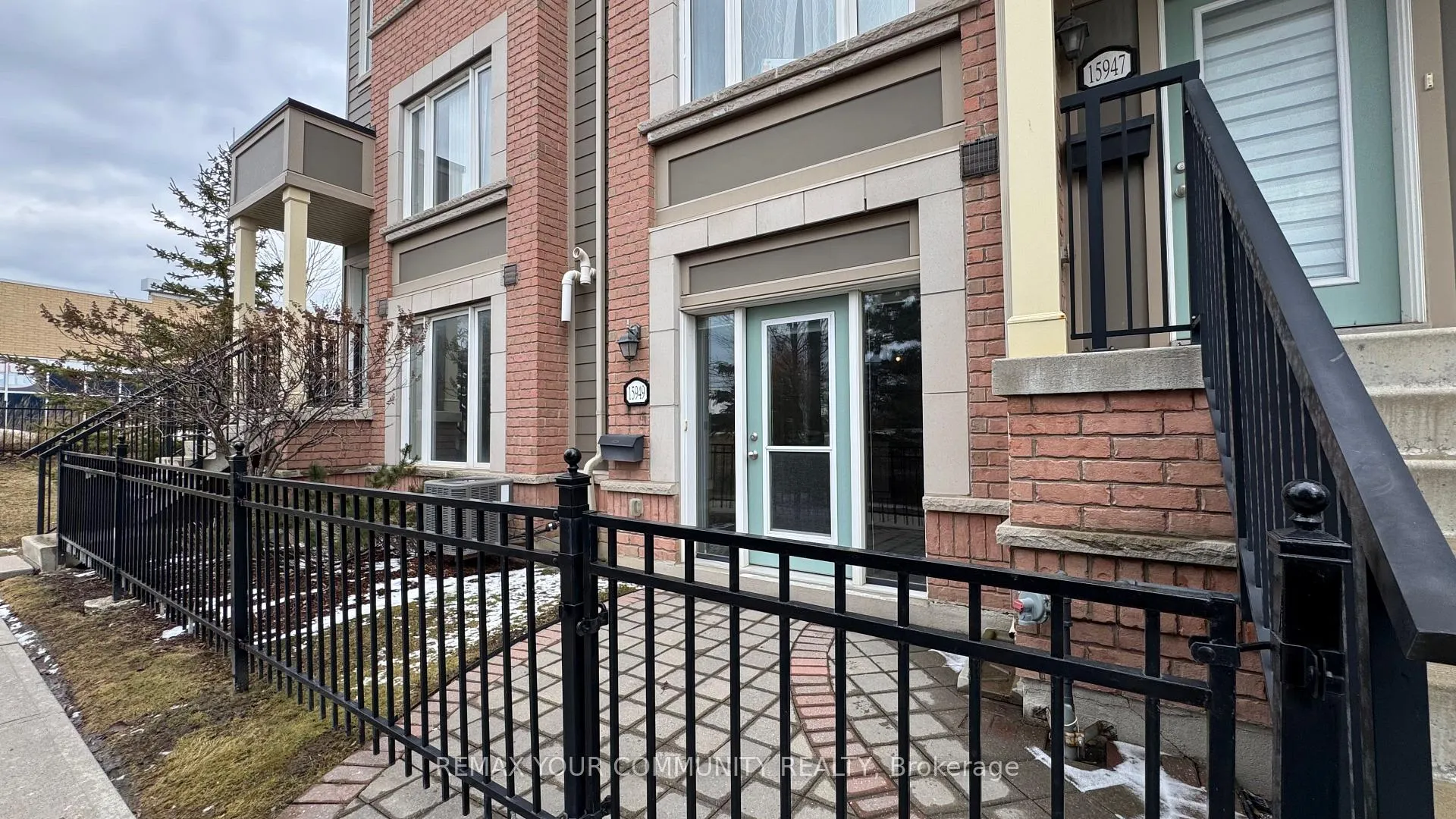 Photo 1 of 15949 Bayview Avenue, Aurora, Bayview Northeast — HOMEH