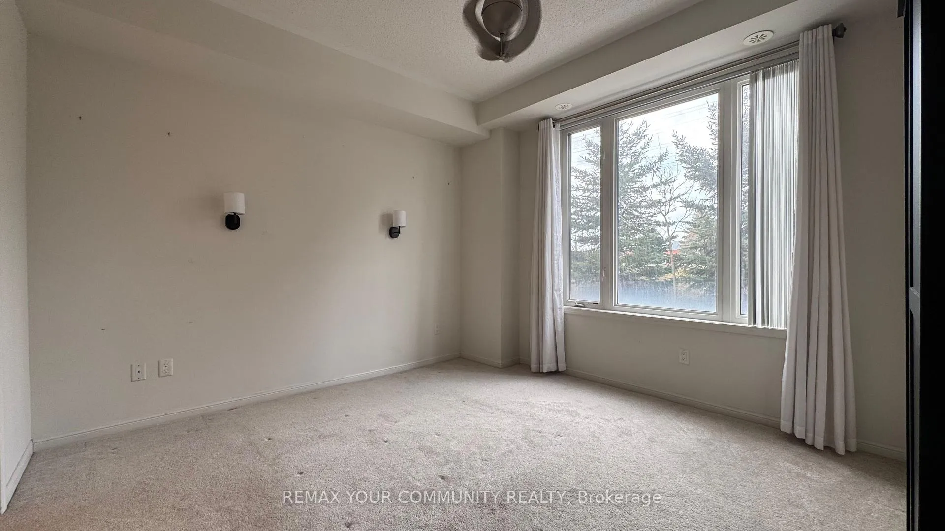Photo 10 of 15949 Bayview Avenue, Aurora, Bayview Northeast — HOMEH