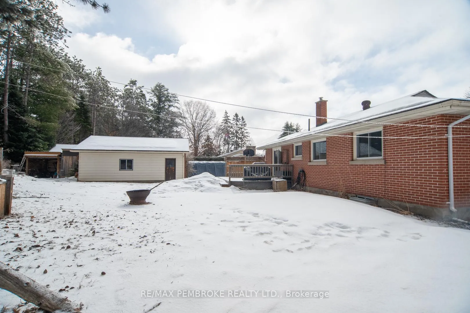 Photo 23 of 642 Birch Street, Petawawa — HOMEH