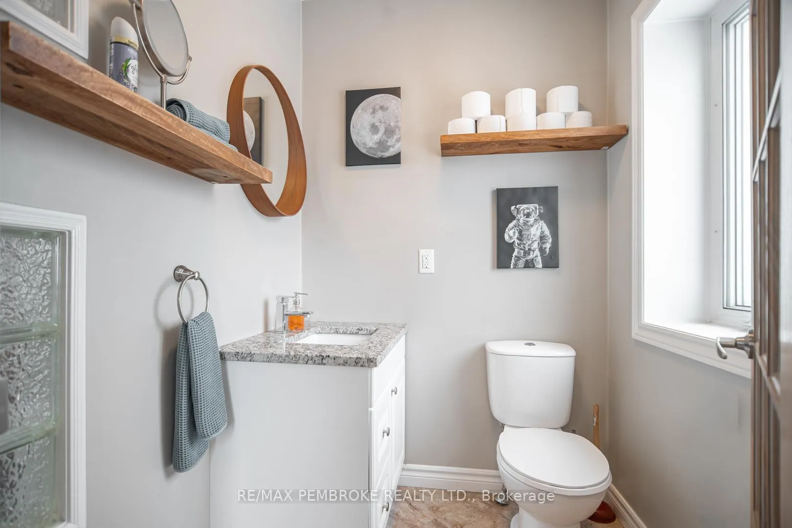 Photo 12 of 332 Third Avenue, Pembroke — HOMEH