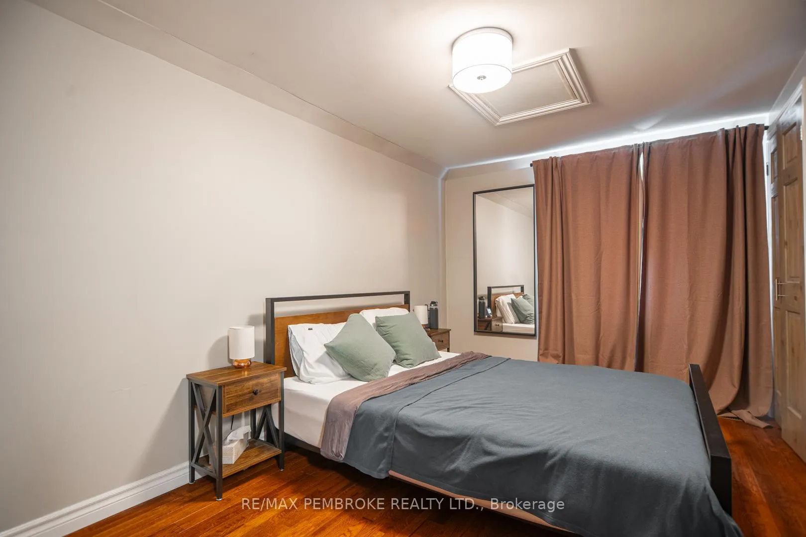 Photo 13 of 332 Third Avenue, Pembroke — HOMEH