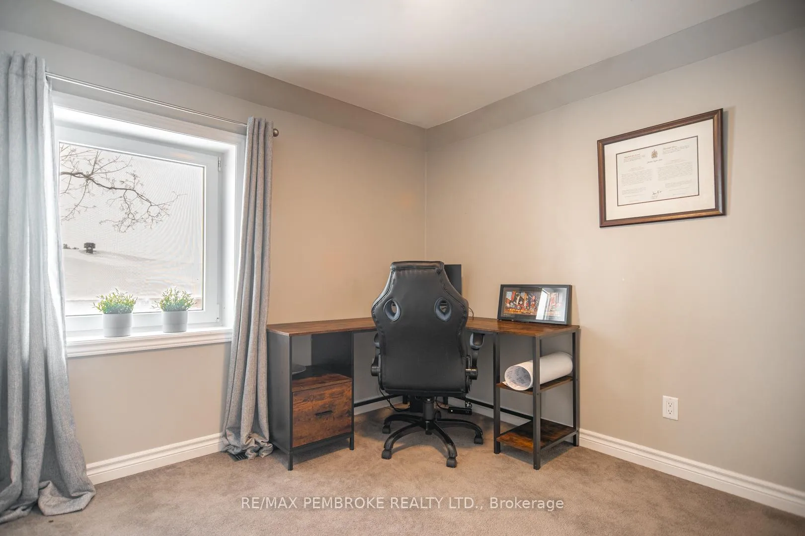 Photo 18 of 332 Third Avenue, Pembroke — HOMEH