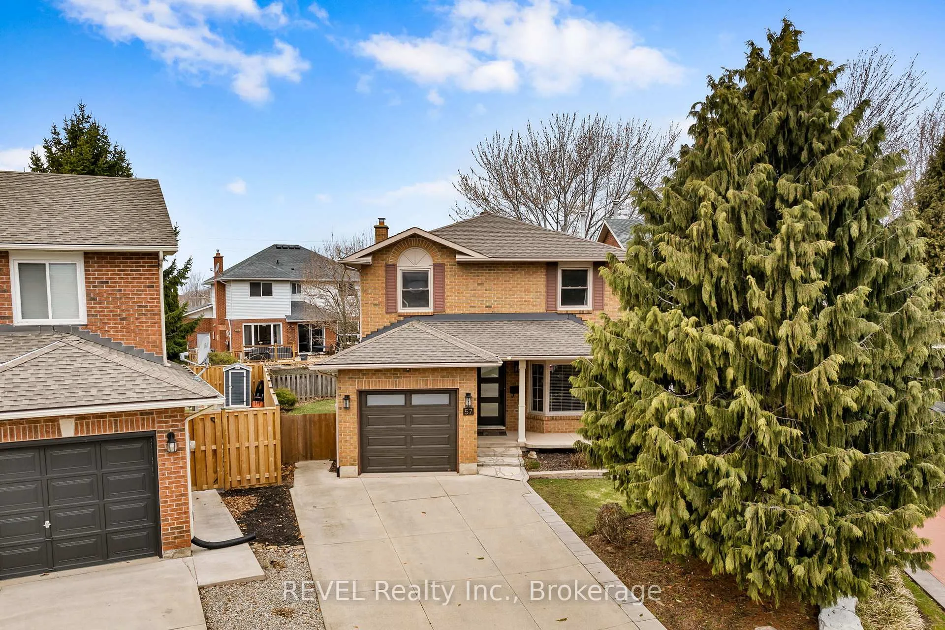 Photo 31 of 57 Tomahawk Drive, Grimsby, Grimsby East — HOMEH