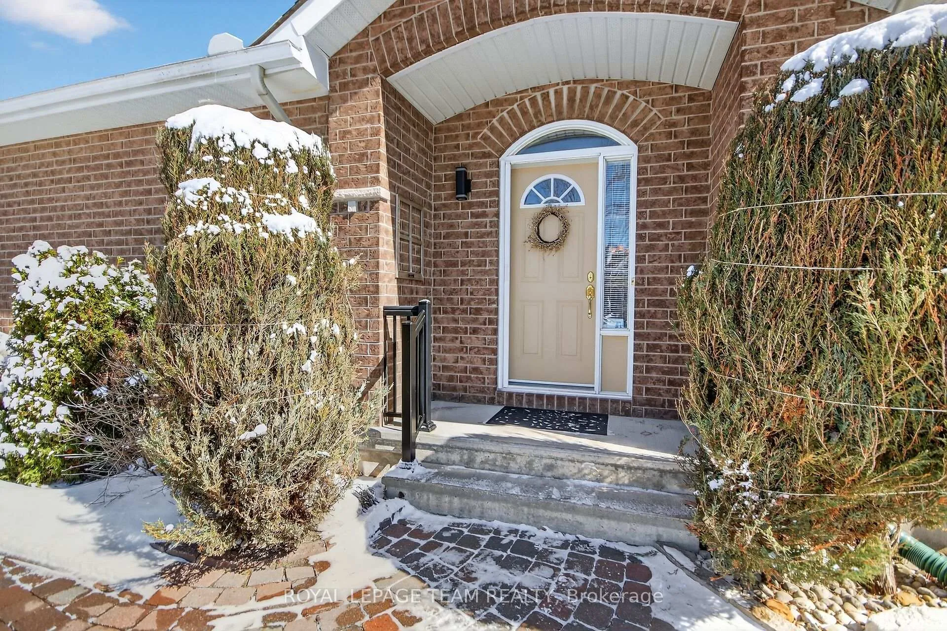 Photo 4 of 20 Nighthawk Crescent, Ottawa, Kanata - Bridlewood — HOMEH