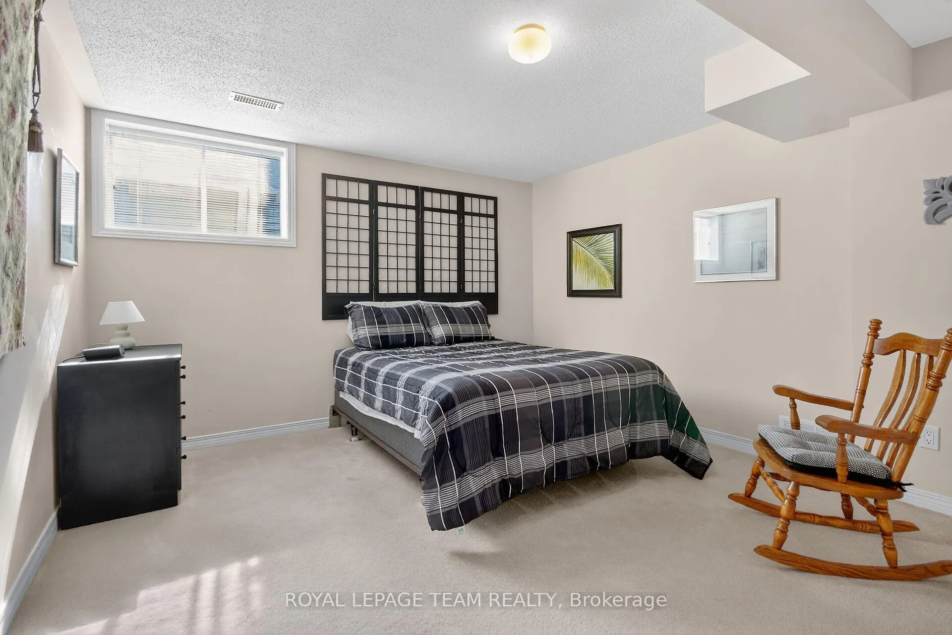 Photo 26 of 20 Nighthawk Crescent, Ottawa, Kanata - Bridlewood — HOMEH