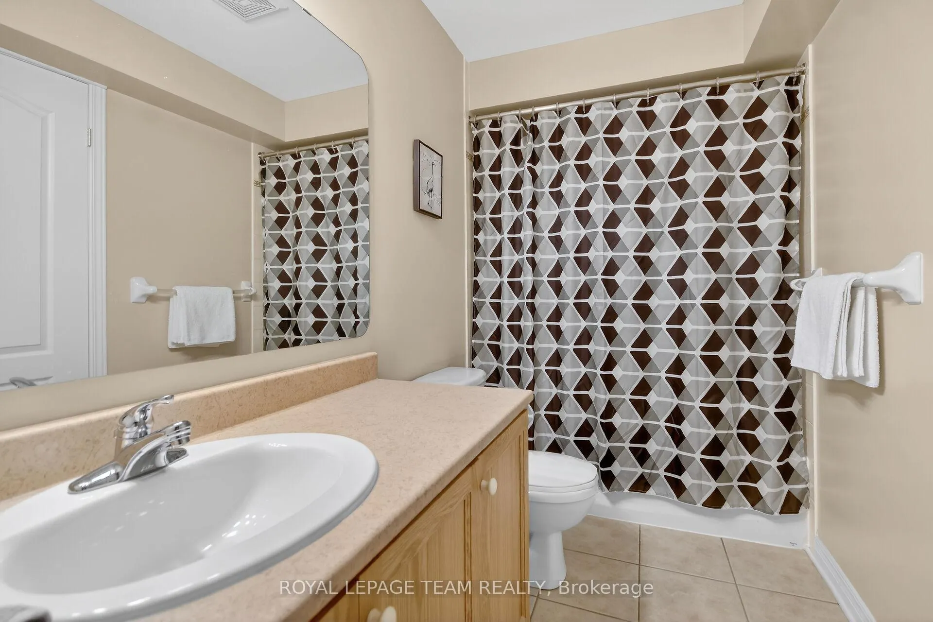 Photo 27 of 20 Nighthawk Crescent, Ottawa, Kanata - Bridlewood — HOMEH