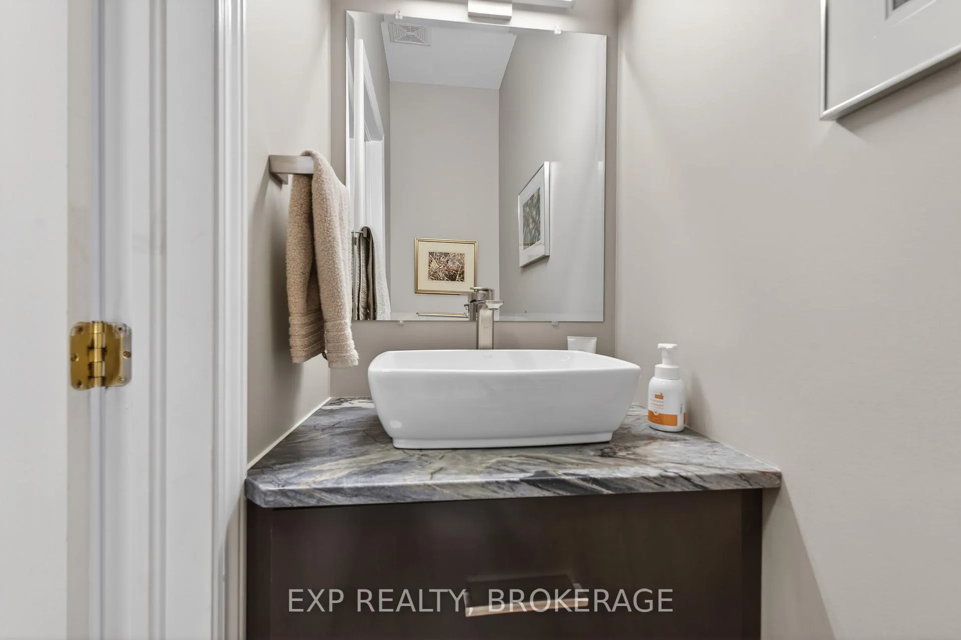 Photo 21 of 1418 Stoneridge Drive, Kingston, City Southwest — HOMEH