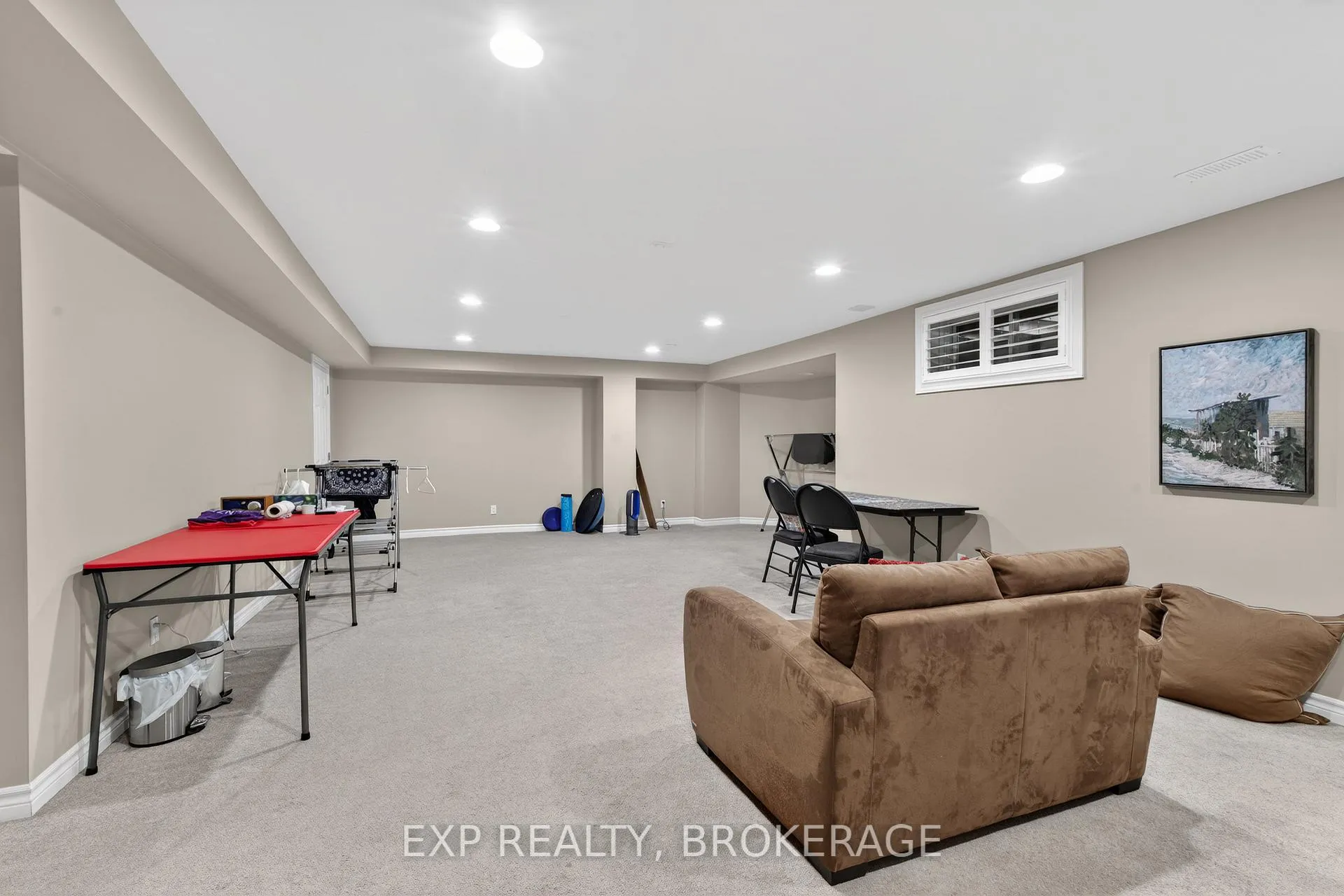 Photo 32 of 1418 Stoneridge Drive, Kingston, City Southwest — HOMEH