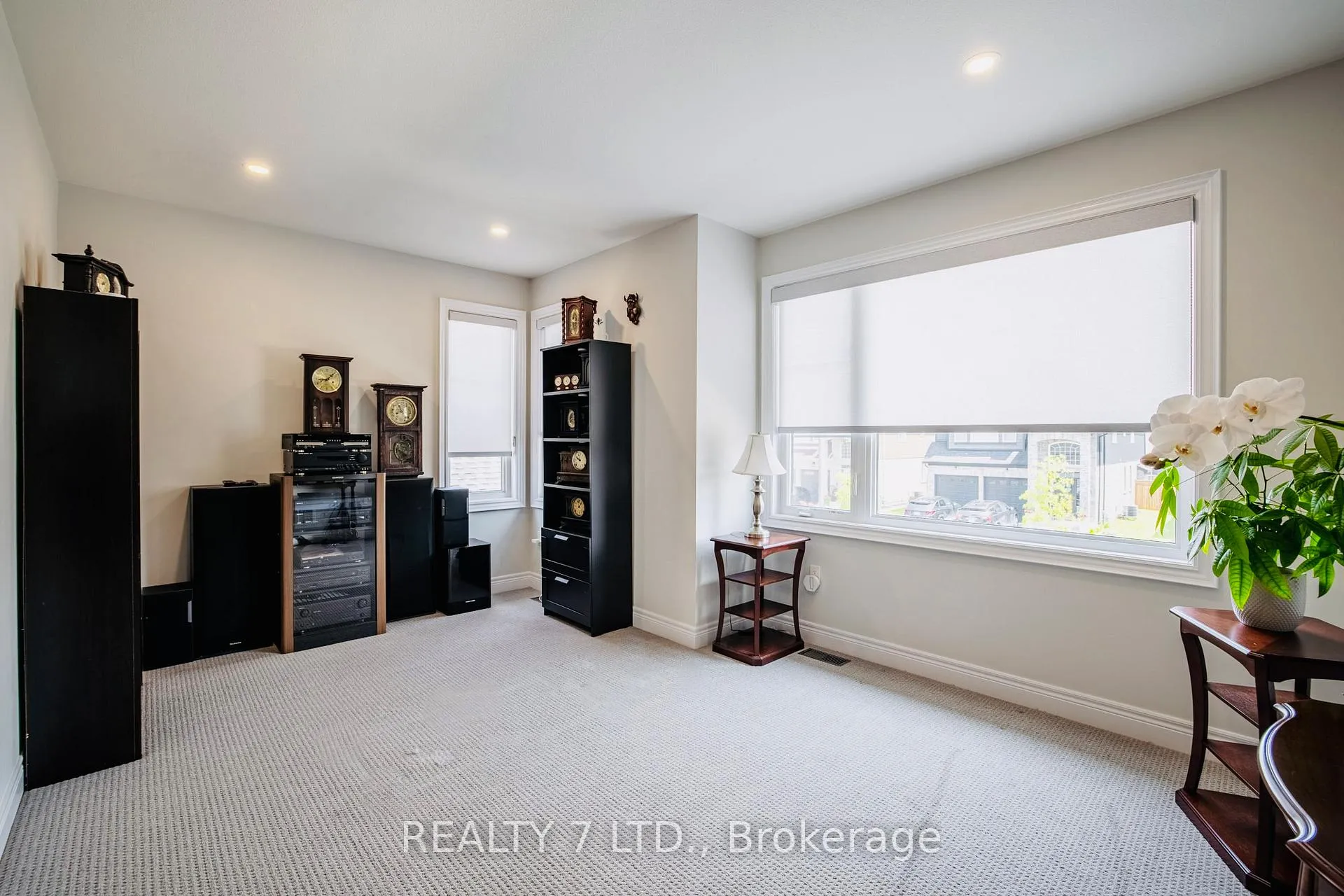 Photo 13 of 128 Susan Drive, Pelham, Fonthill — HOMEH