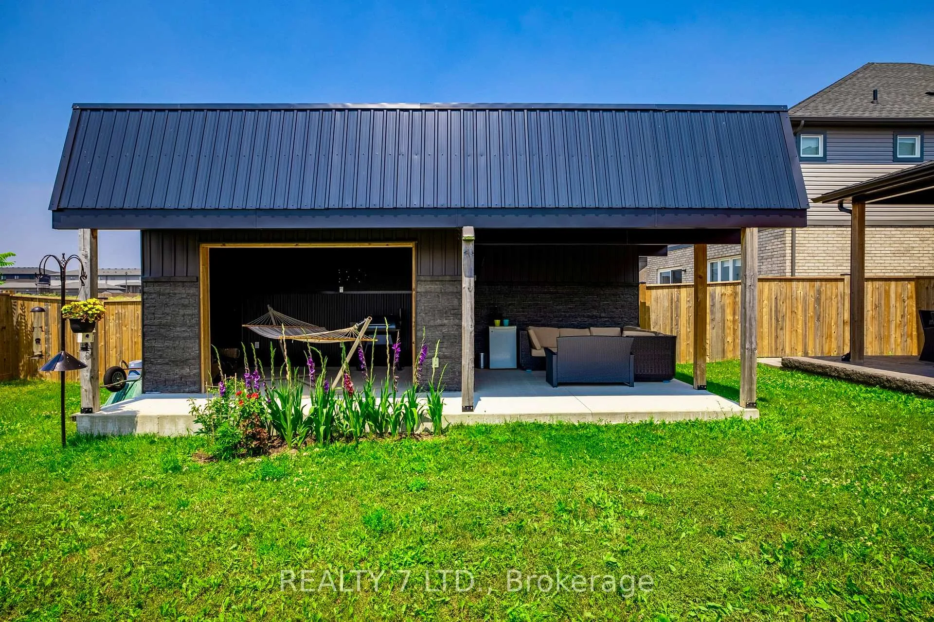 Photo 27 of 128 Susan Drive, Pelham, Fonthill — HOMEH