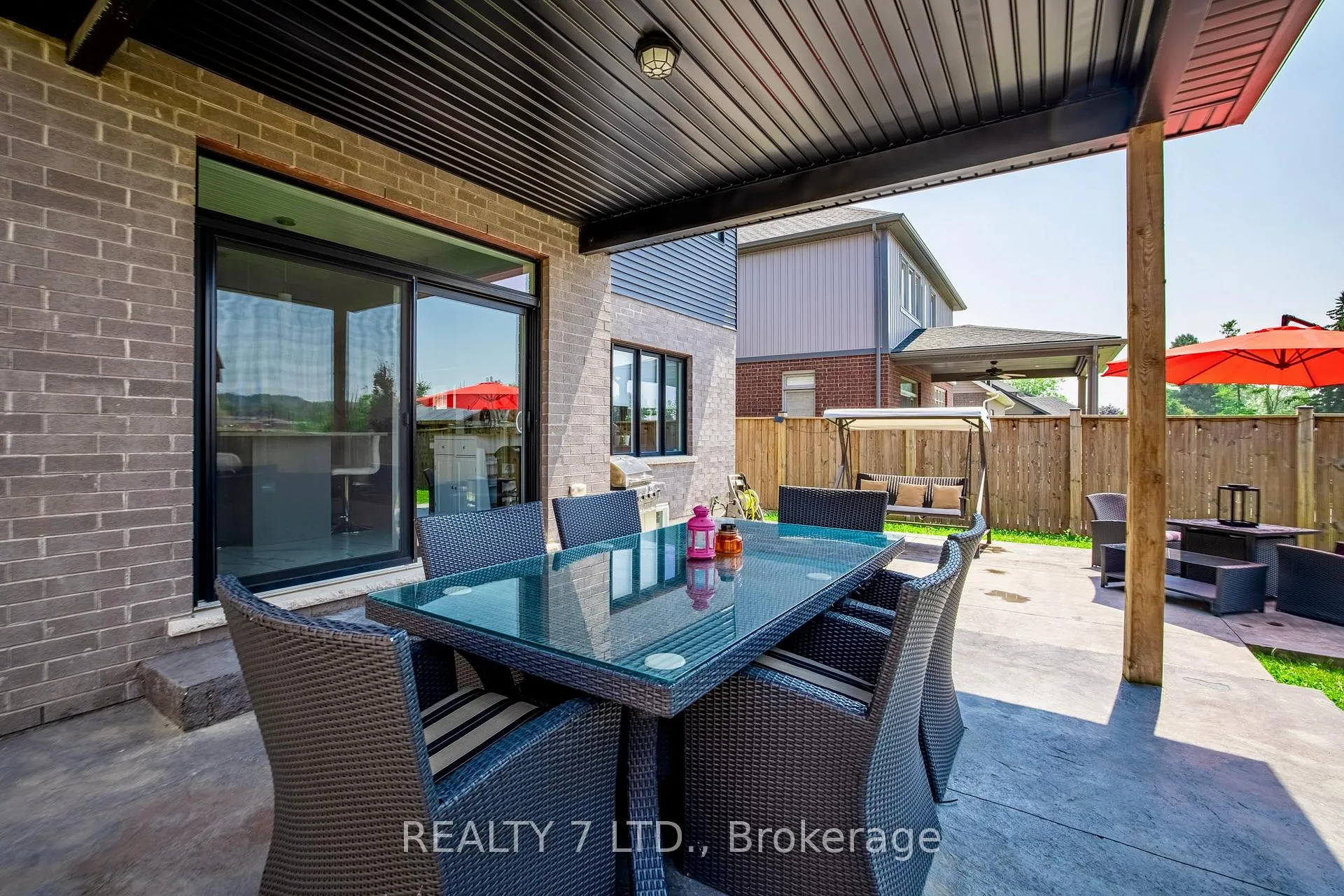 Photo 29 of 128 Susan Drive, Pelham, Fonthill — HOMEH
