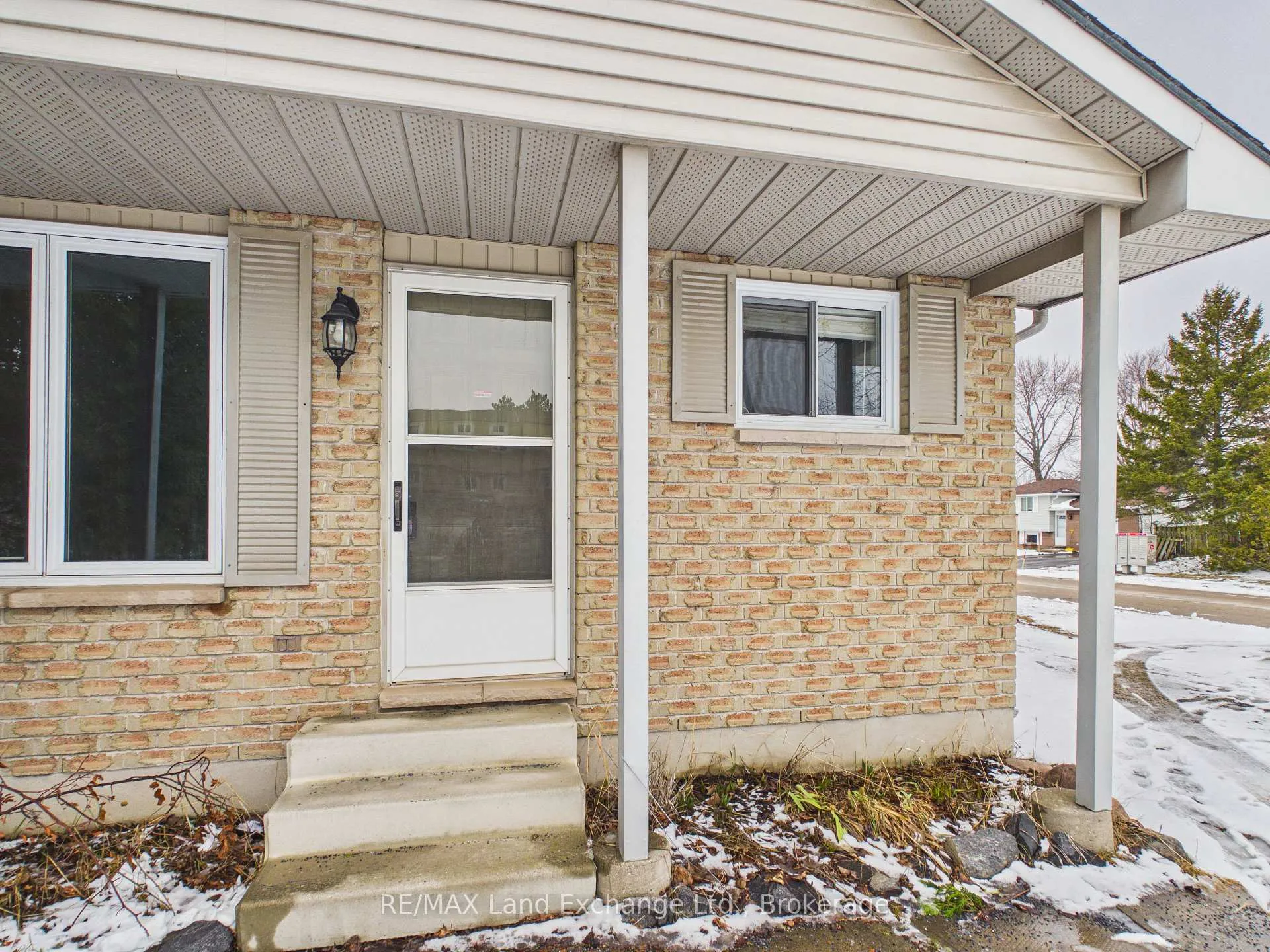Photo 3 of 655 Hunter Street, Kincardine — HOMEH