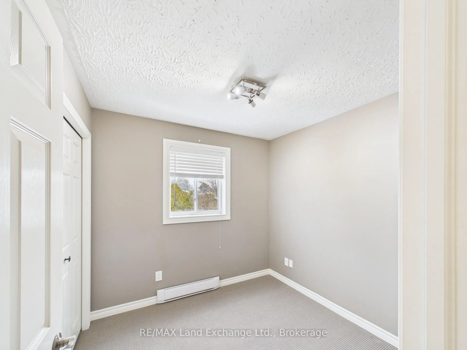 Photo 11 of 655 Hunter Street, Kincardine — HOMEH