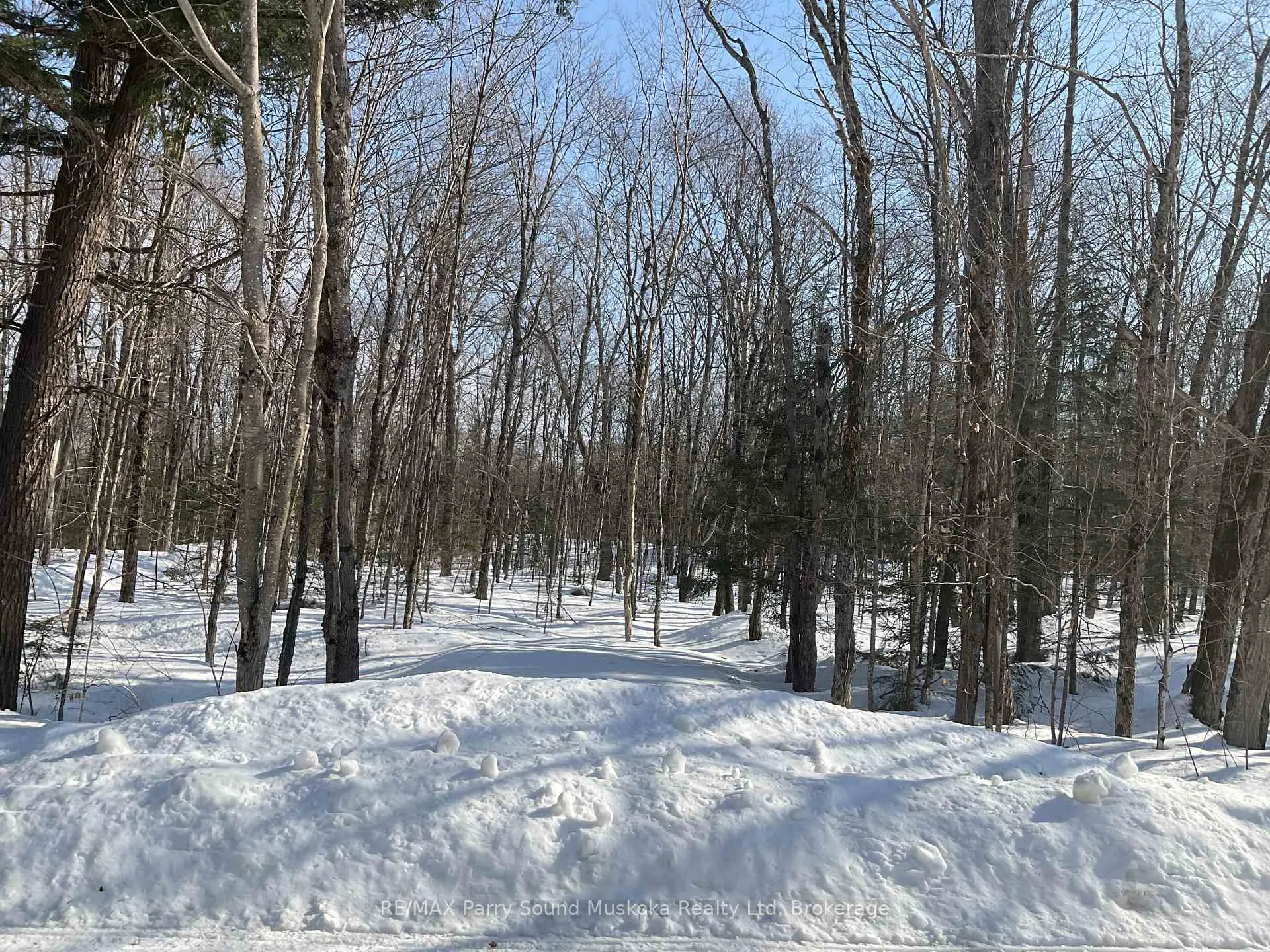 Photo 3 of 79 Pine Grove Road, Parry Sound Remote Area, Wilson — HOMEH