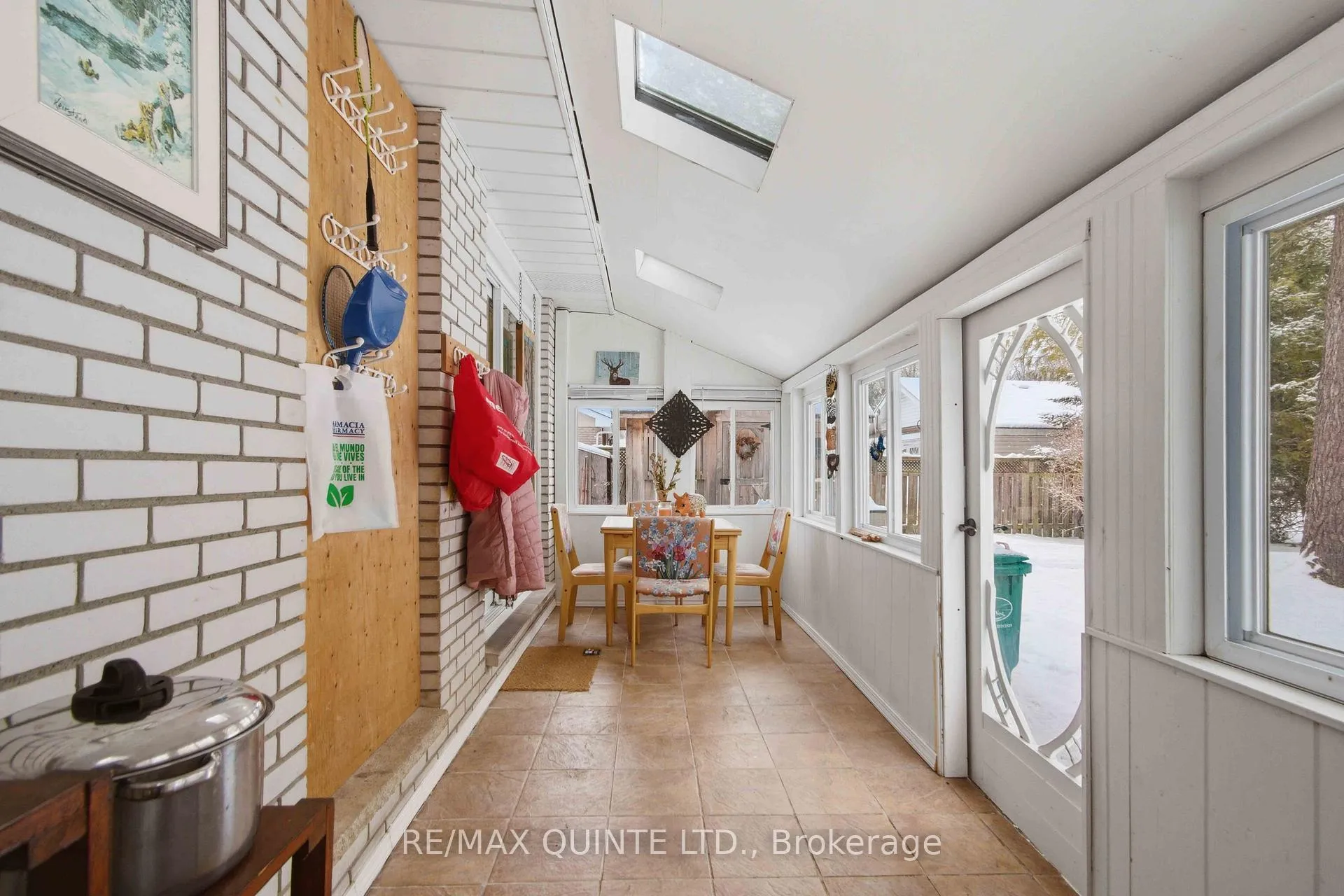 Photo 21 of 527 Montrose Road, Quinte West, Sidney Ward — HOMEH