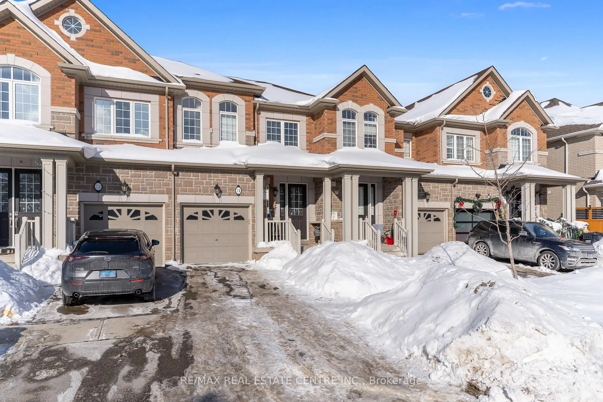 Photo 2 of 74 Ivor Crescent, Brampton, Northwest Brampton — HOMEH