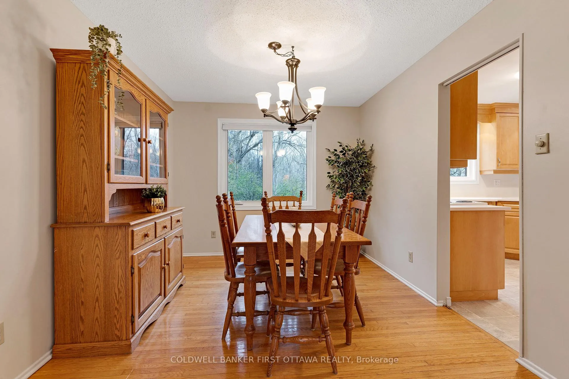 Photo 8 of 3900 Stonecrest Road, Ottawa, Dunrobin — HOMEH
