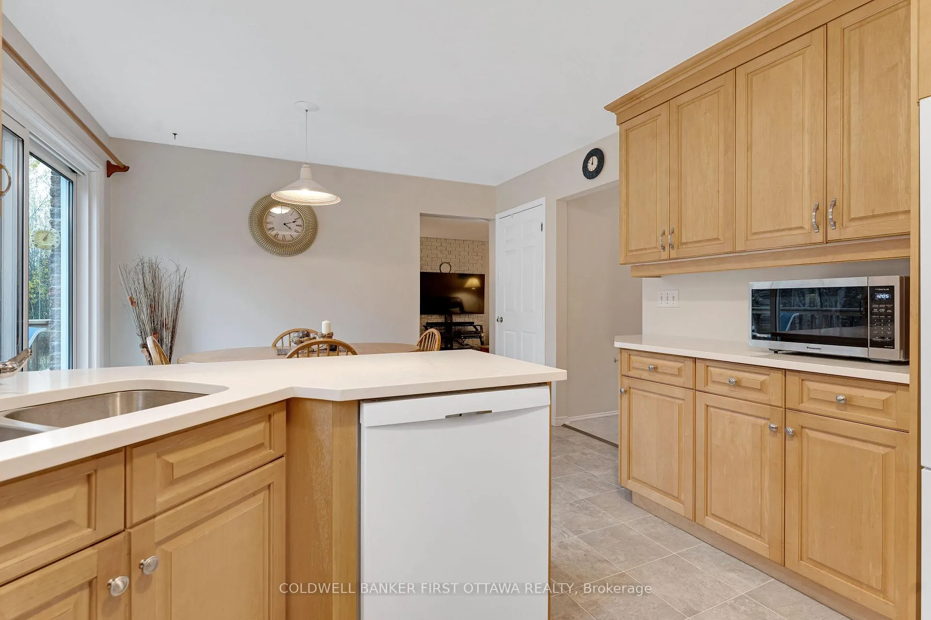 Photo 12 of 3900 Stonecrest Road, Ottawa, Dunrobin — HOMEH