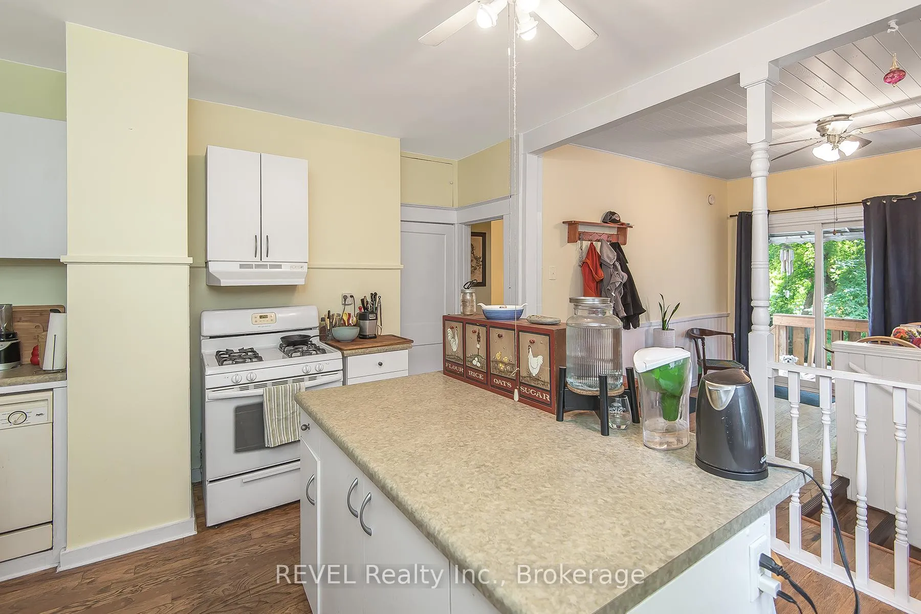 Photo 8 of 6510 Culp Street, Niagara Falls, Dorchester — HOMEH
