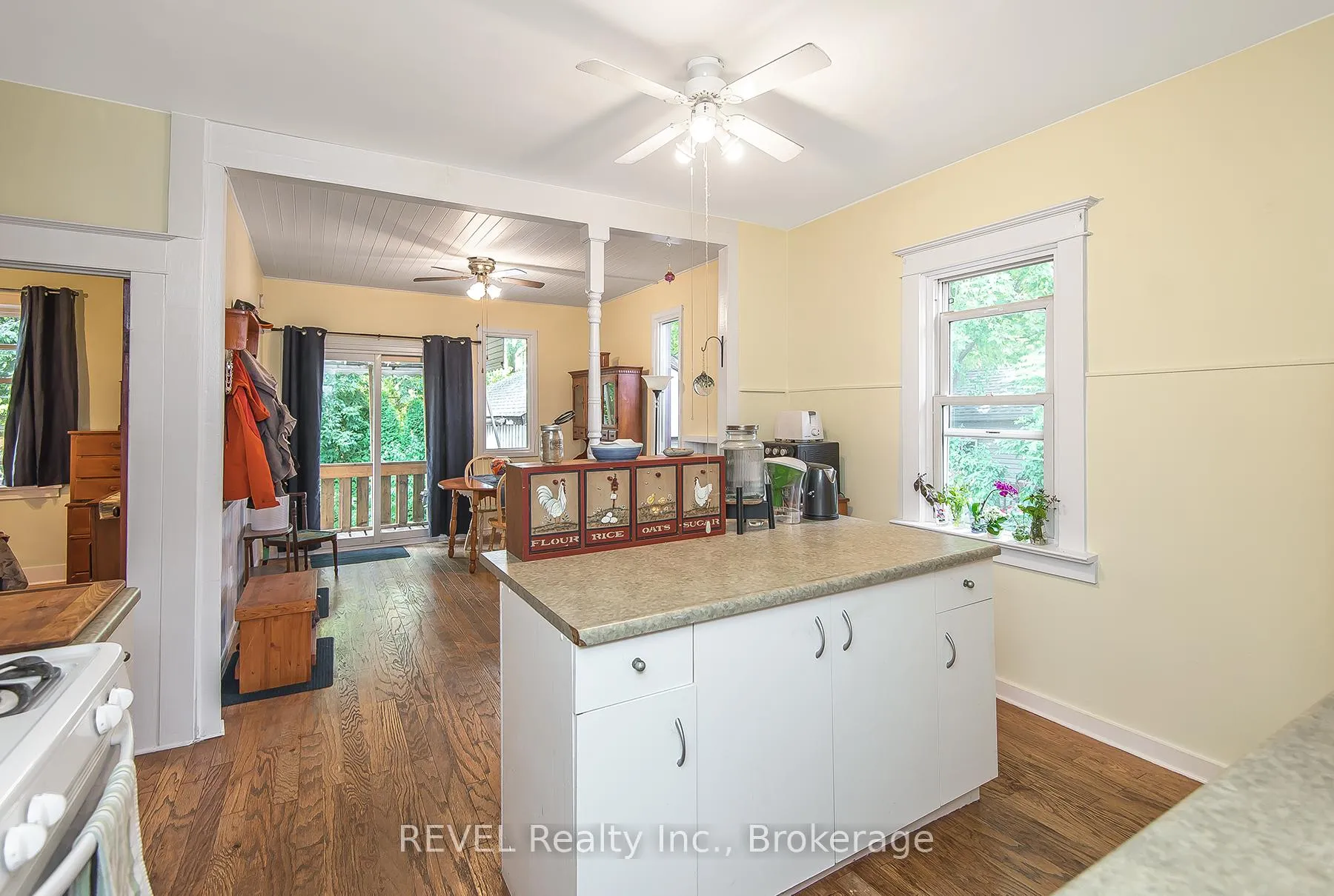 Photo 9 of 6510 Culp Street, Niagara Falls, Dorchester — HOMEH