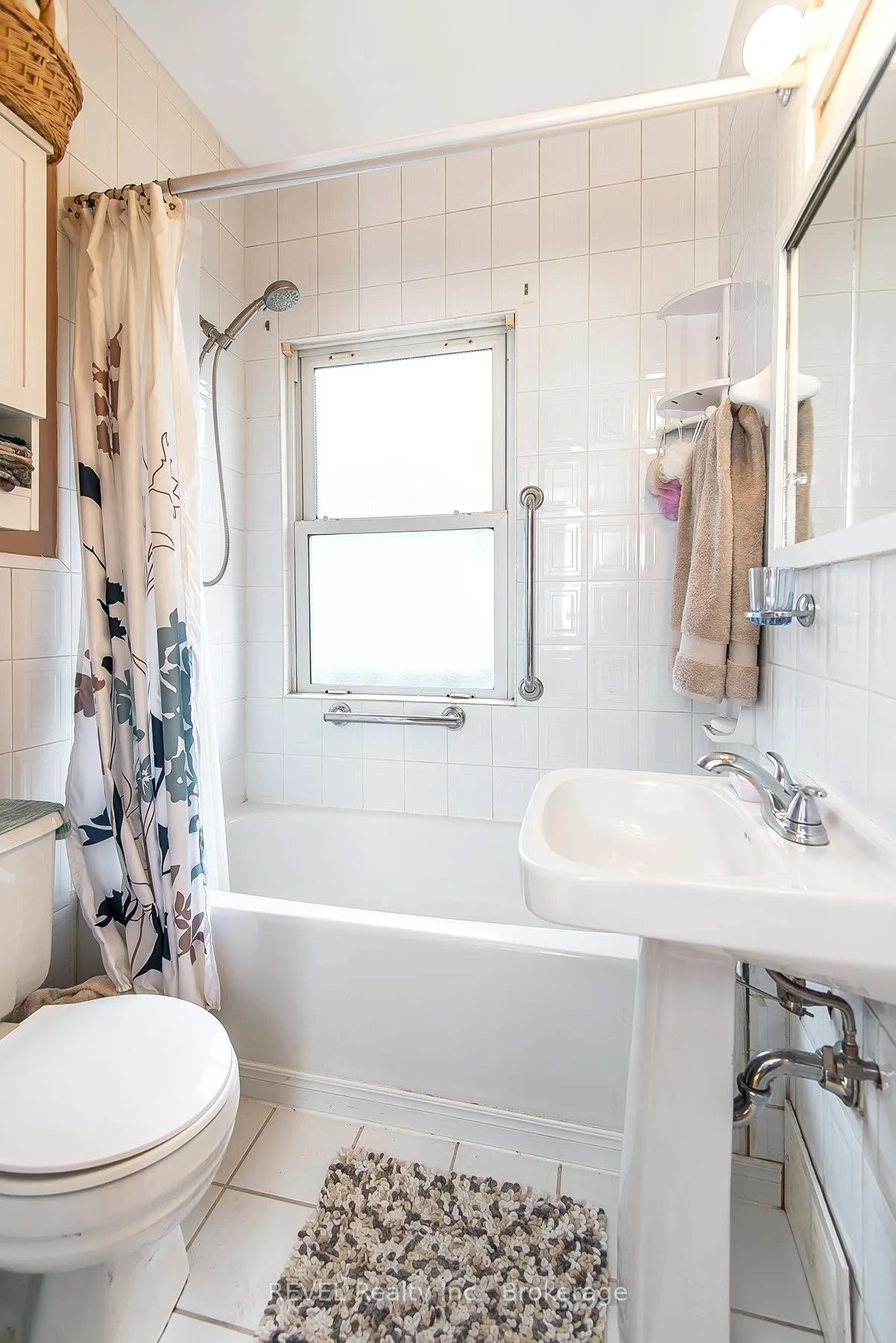 Photo 18 of 6510 Culp Street, Niagara Falls, Dorchester — HOMEH