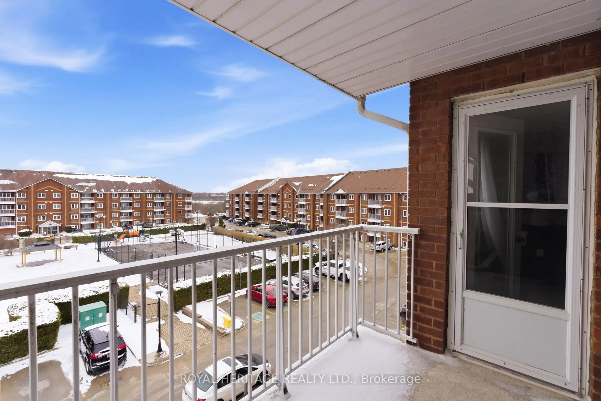 Photo 18 of Unit 409, 195 Lake Driveway, Ajax, South West — HOMEH