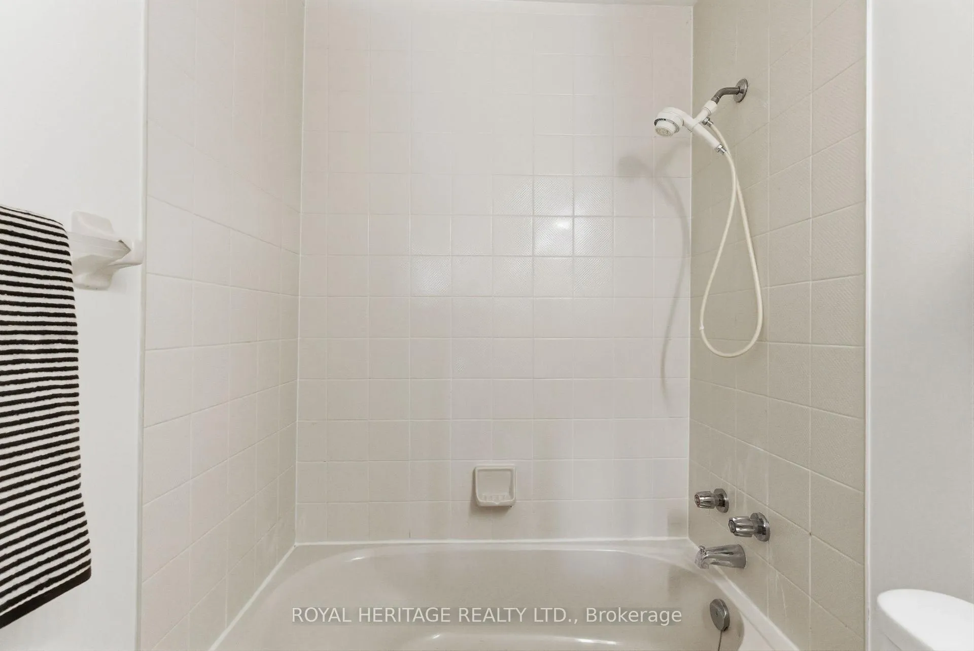 Photo 34 of Unit 409, 195 Lake Driveway, Ajax, South West — HOMEH