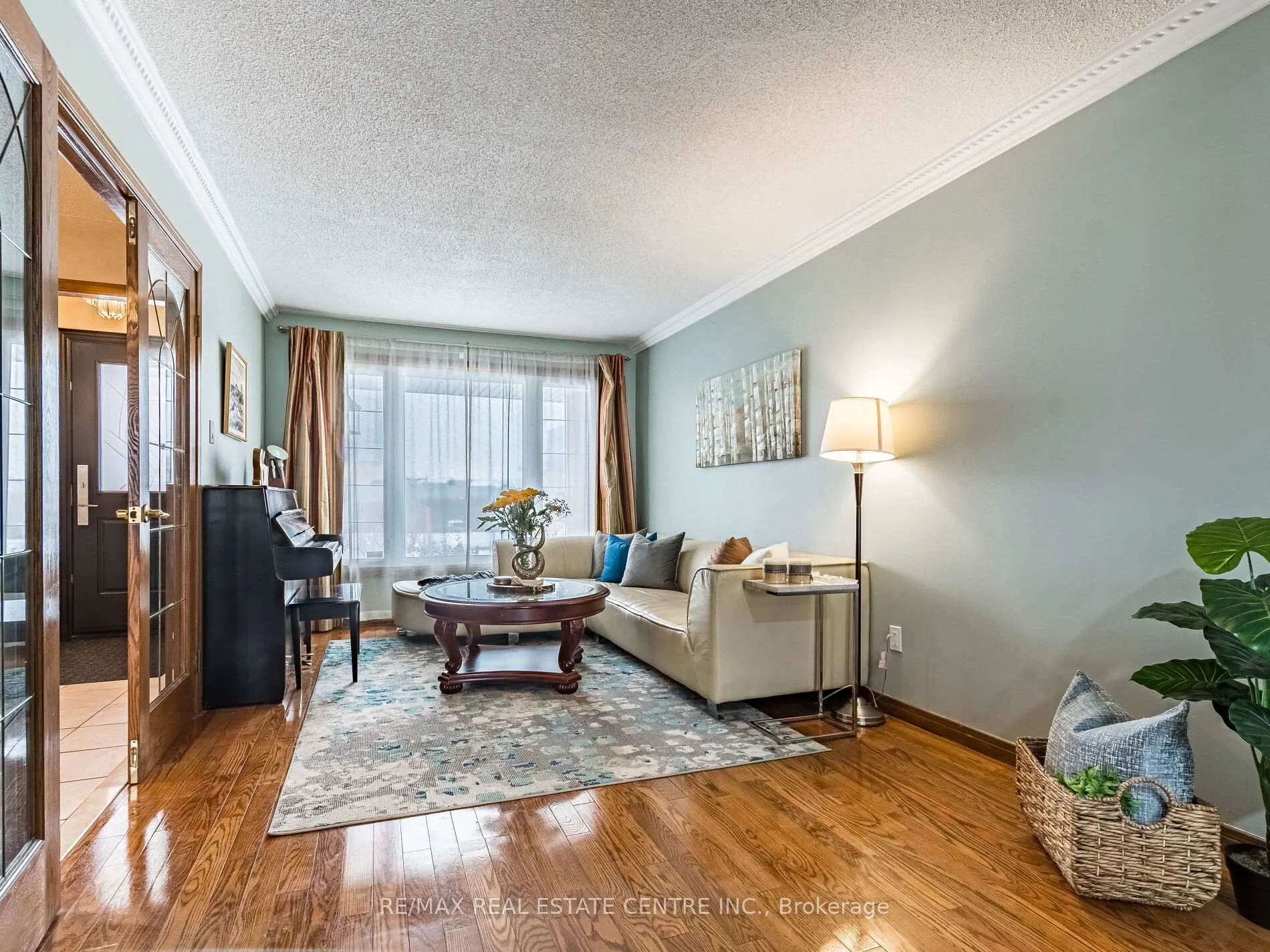 Photo 8 of 9 Turtlecreek Boulevard, Brampton, Fletcher's Creek South — HOMEH