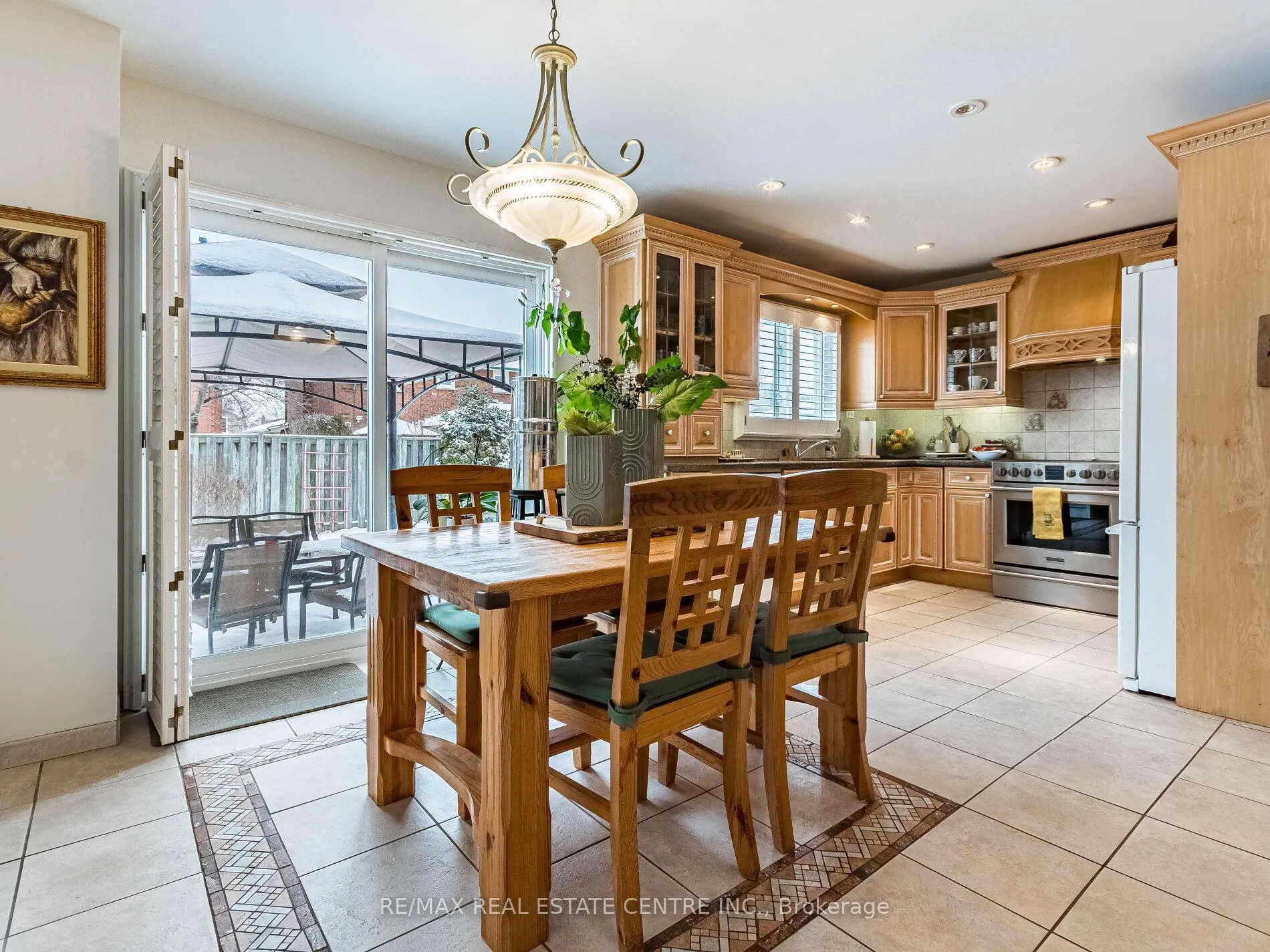 Photo 12 of 9 Turtlecreek Boulevard, Brampton, Fletcher's Creek South — HOMEH