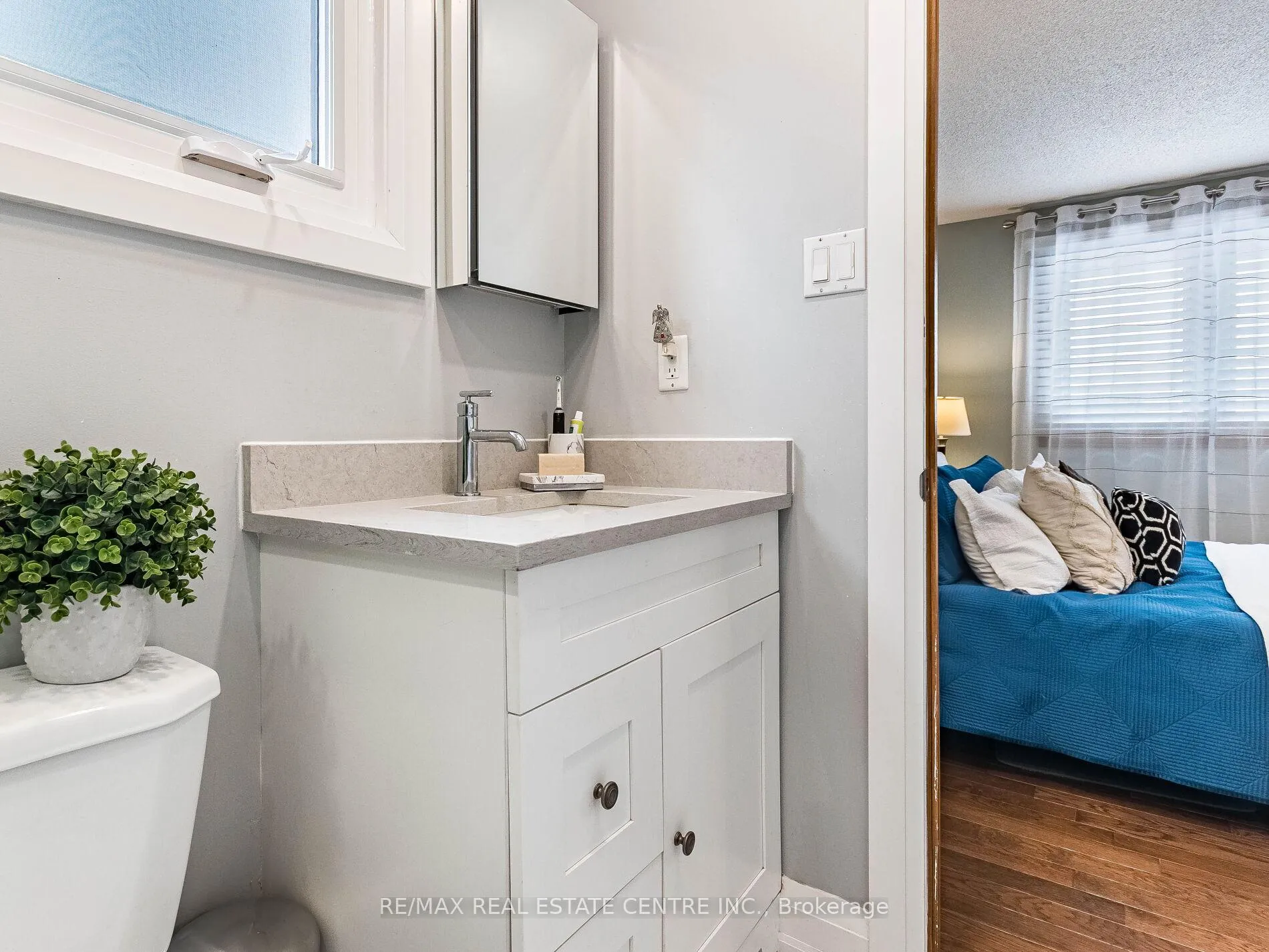 Photo 26 of 9 Turtlecreek Boulevard, Brampton, Fletcher's Creek South — HOMEH