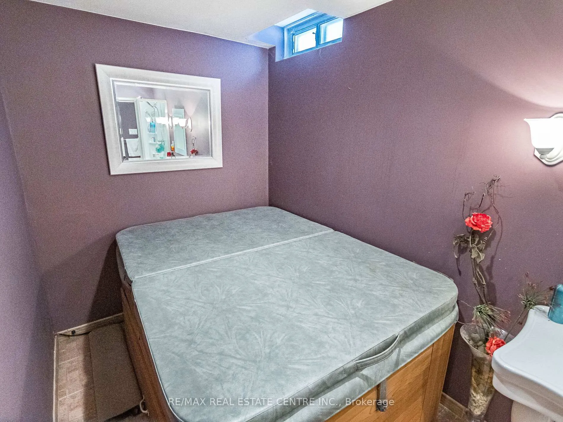 Photo 42 of 9 Turtlecreek Boulevard, Brampton, Fletcher's Creek South — HOMEH