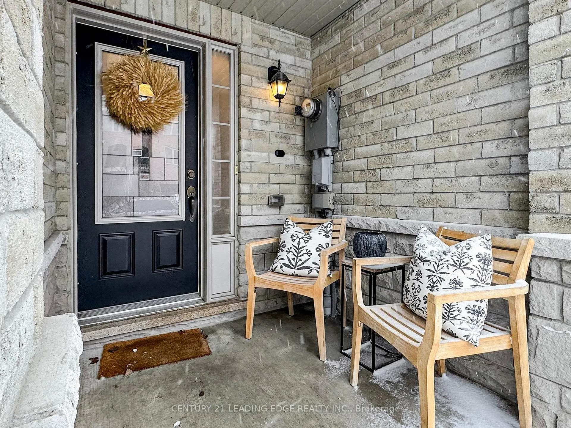 Photo 2 of 16 Silvester Street, Ajax, Central East — HOMEH