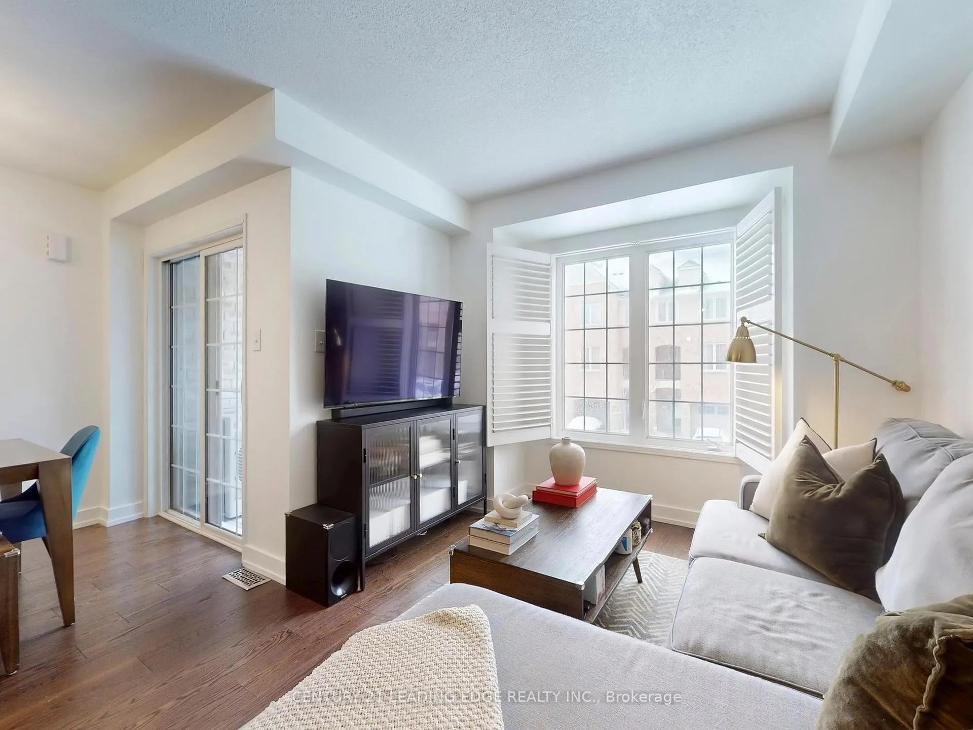 Photo 8 of 16 Silvester Street, Ajax, Central East — HOMEH