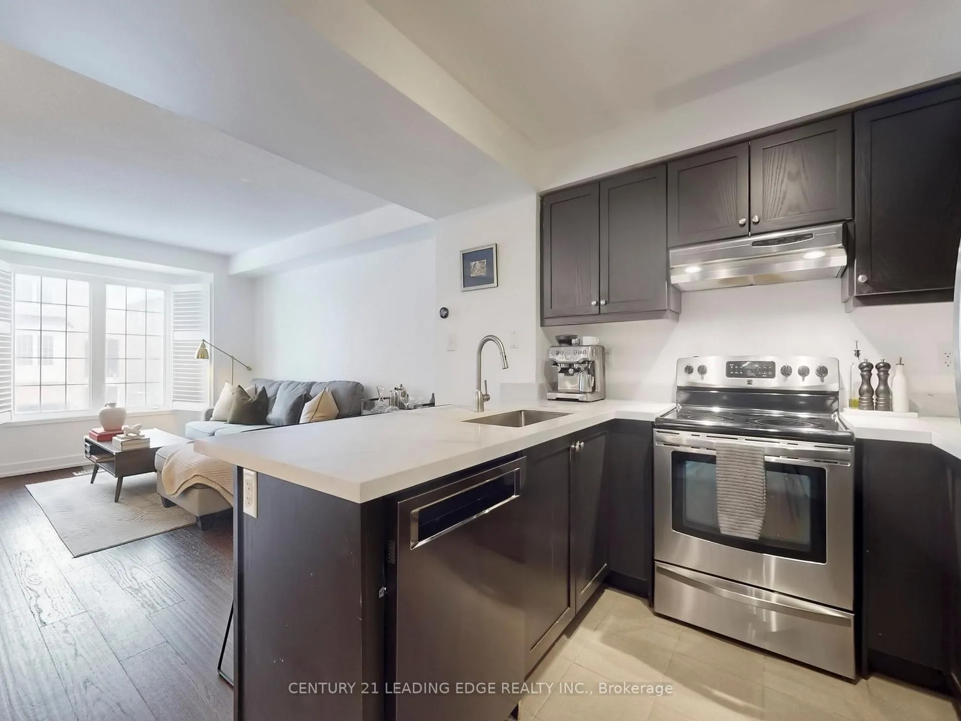 Photo 14 of 16 Silvester Street, Ajax, Central East — HOMEH
