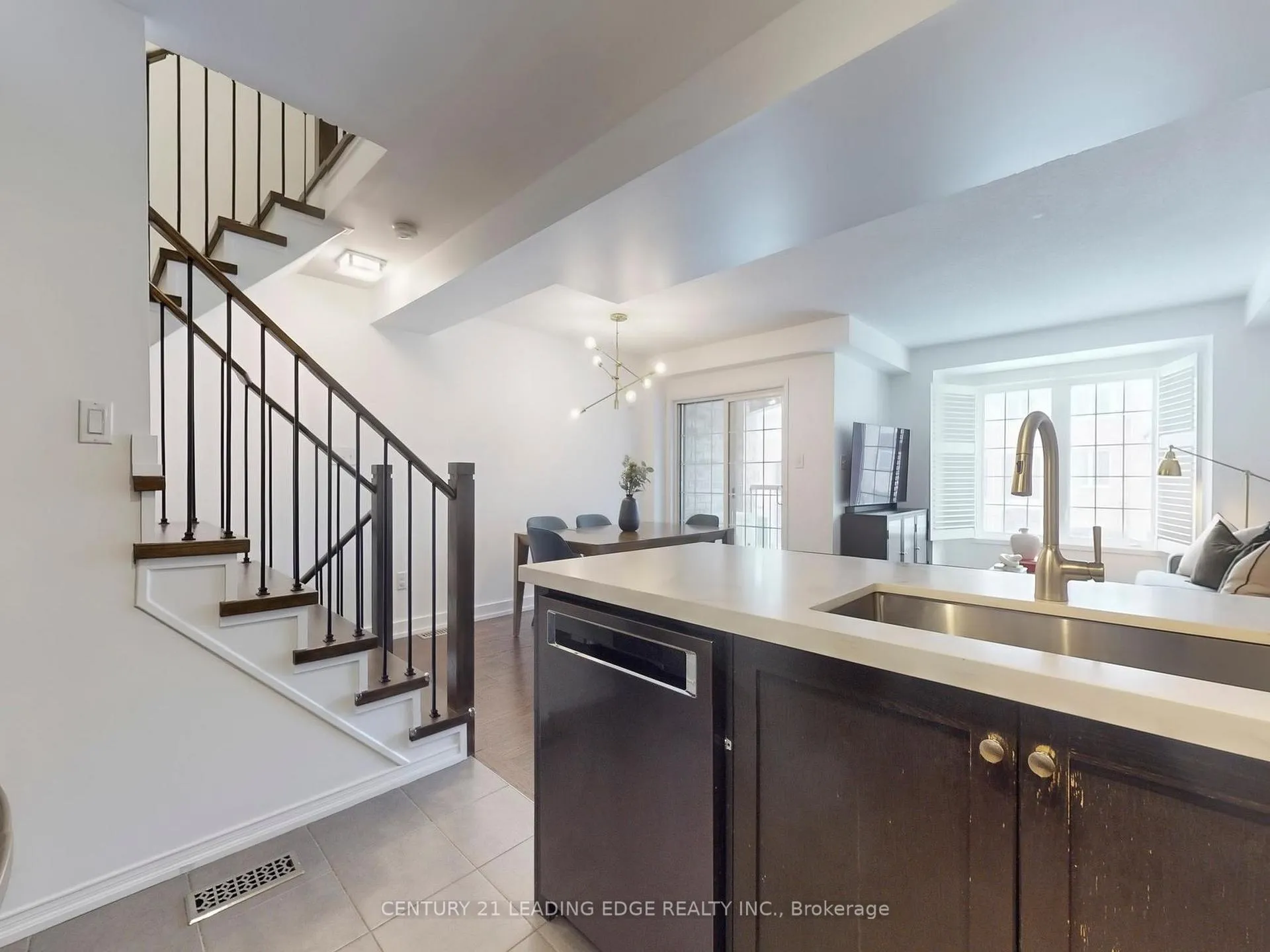 Photo 17 of 16 Silvester Street, Ajax, Central East — HOMEH