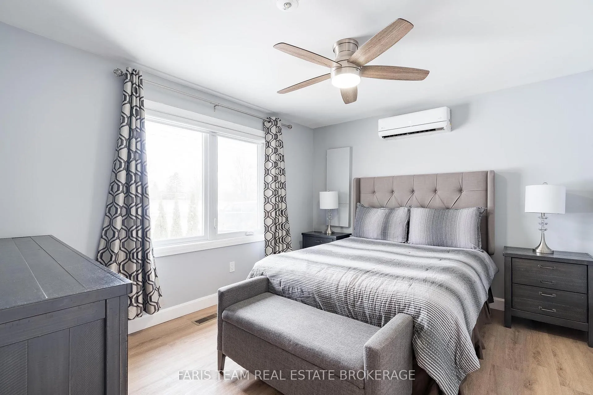 Photo 18 of 115 Bayview Drive, Barrie, Allandale Heights — HOMEH