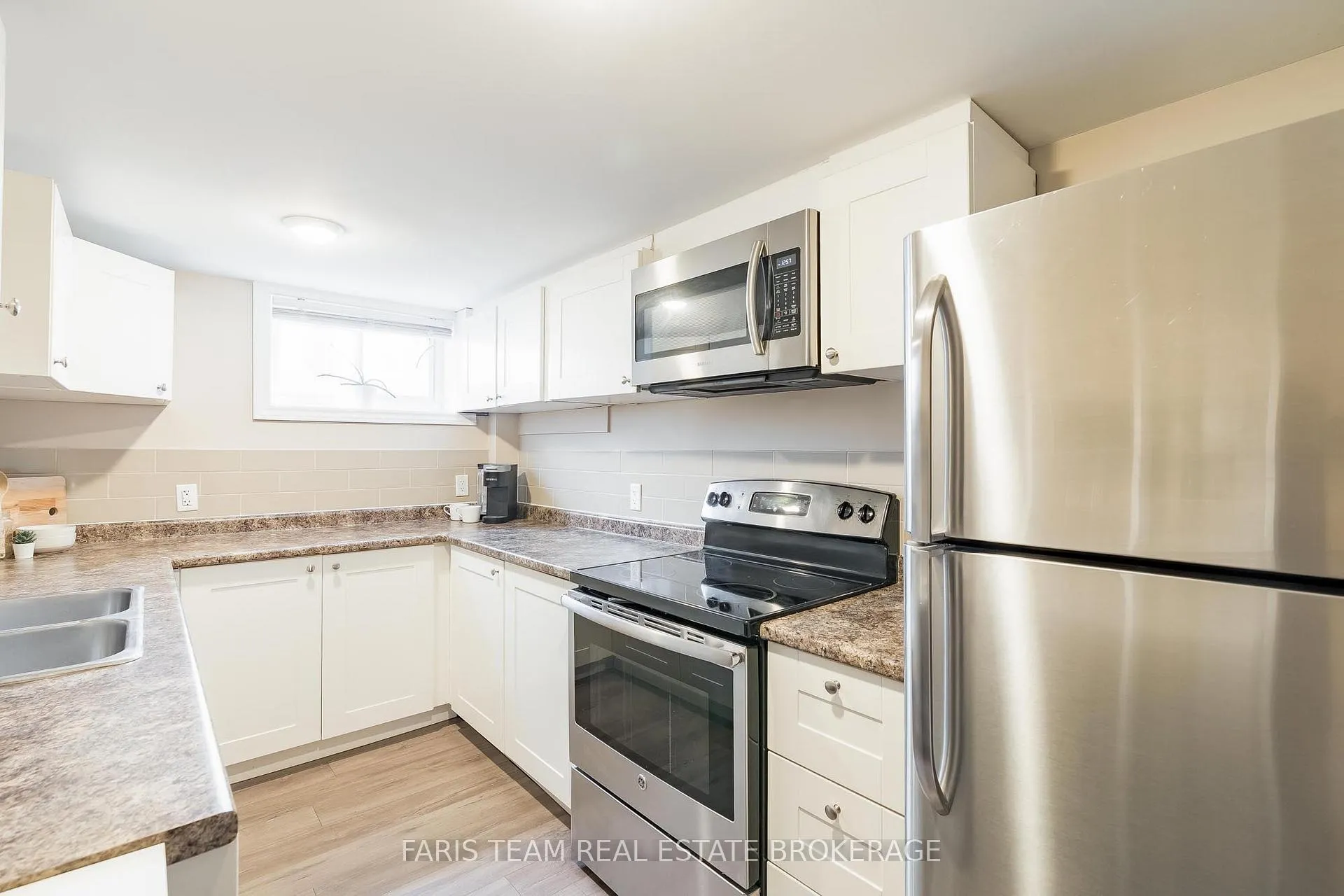 Photo 26 of 115 Bayview Drive, Barrie, Allandale Heights — HOMEH