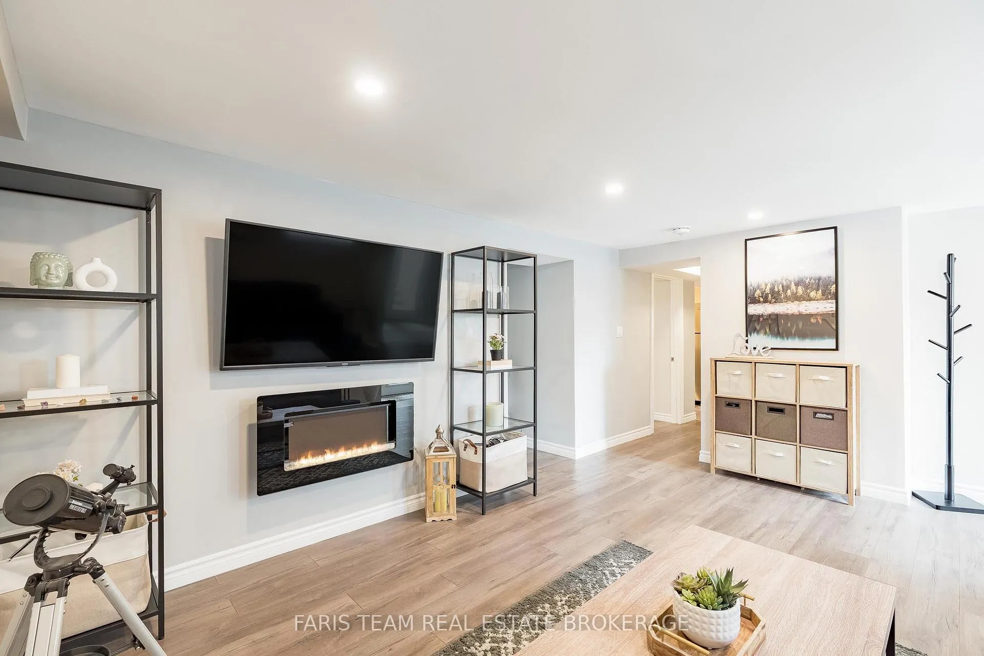 Photo 30 of 115 Bayview Drive, Barrie, Allandale Heights — HOMEH